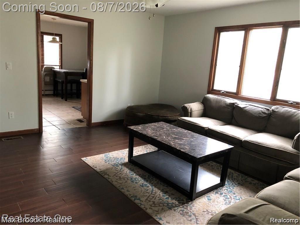 1610 South Boulevard Property Photo 4