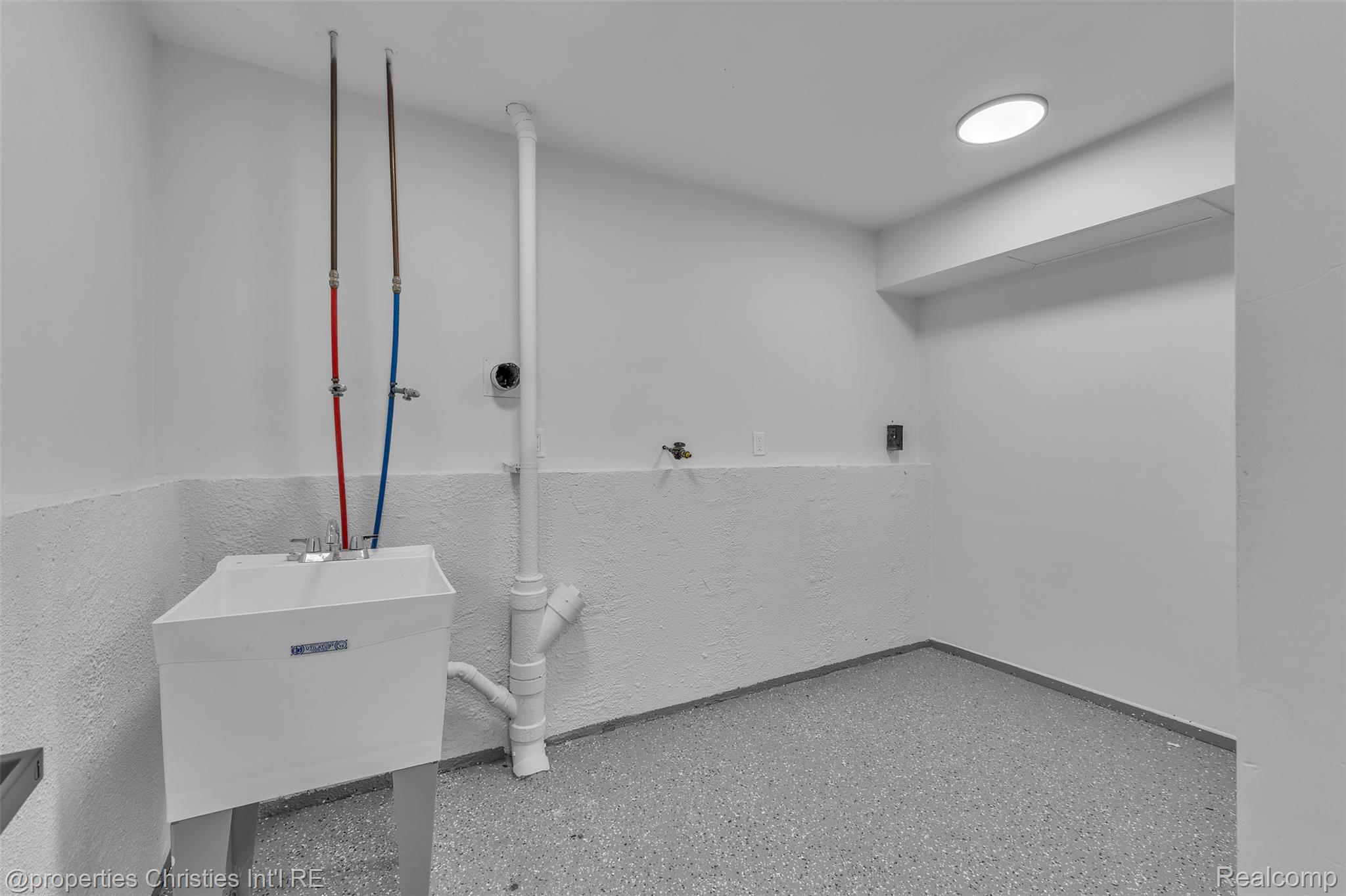 854 Estes Court Property Photo 24