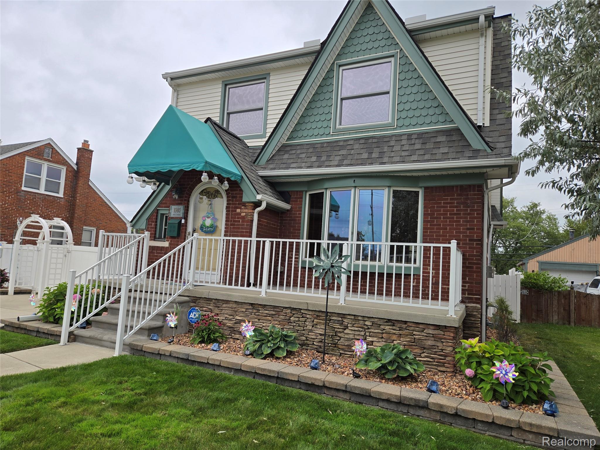 1503 12th Street Property Photo 1