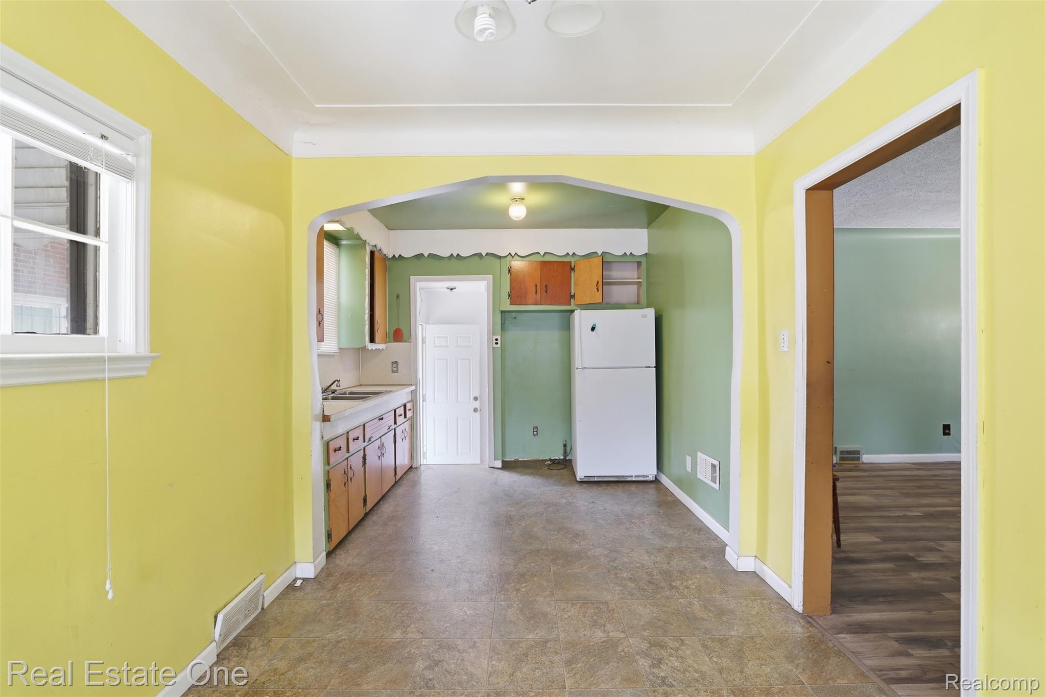 11321 Terry Street Property Photo 8