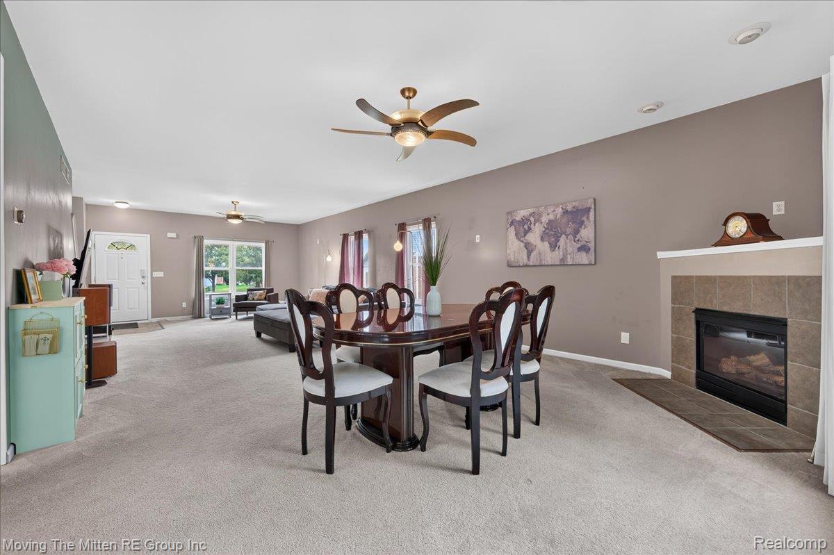 42116 Richmond Drive Property Photo 7