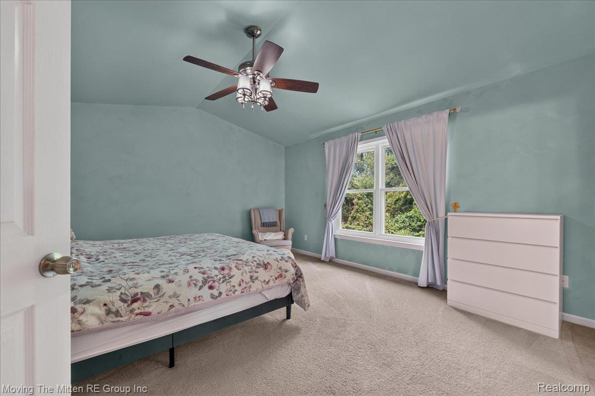 42116 Richmond Drive Property Photo 23