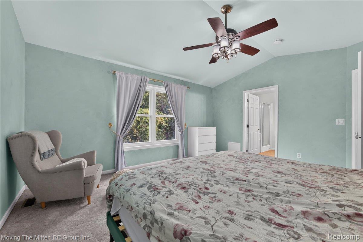 42116 Richmond Drive Property Photo 24