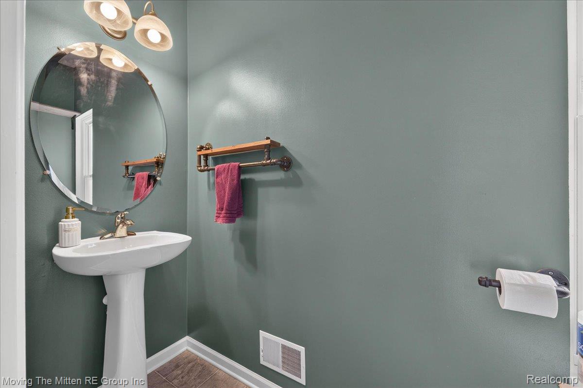 42116 Richmond Drive Property Photo 26