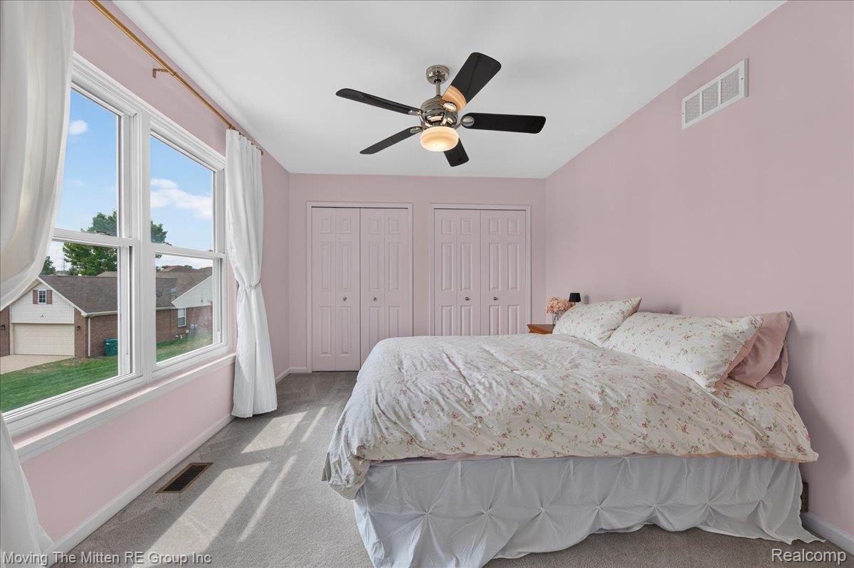 42116 Richmond Drive Property Photo 34