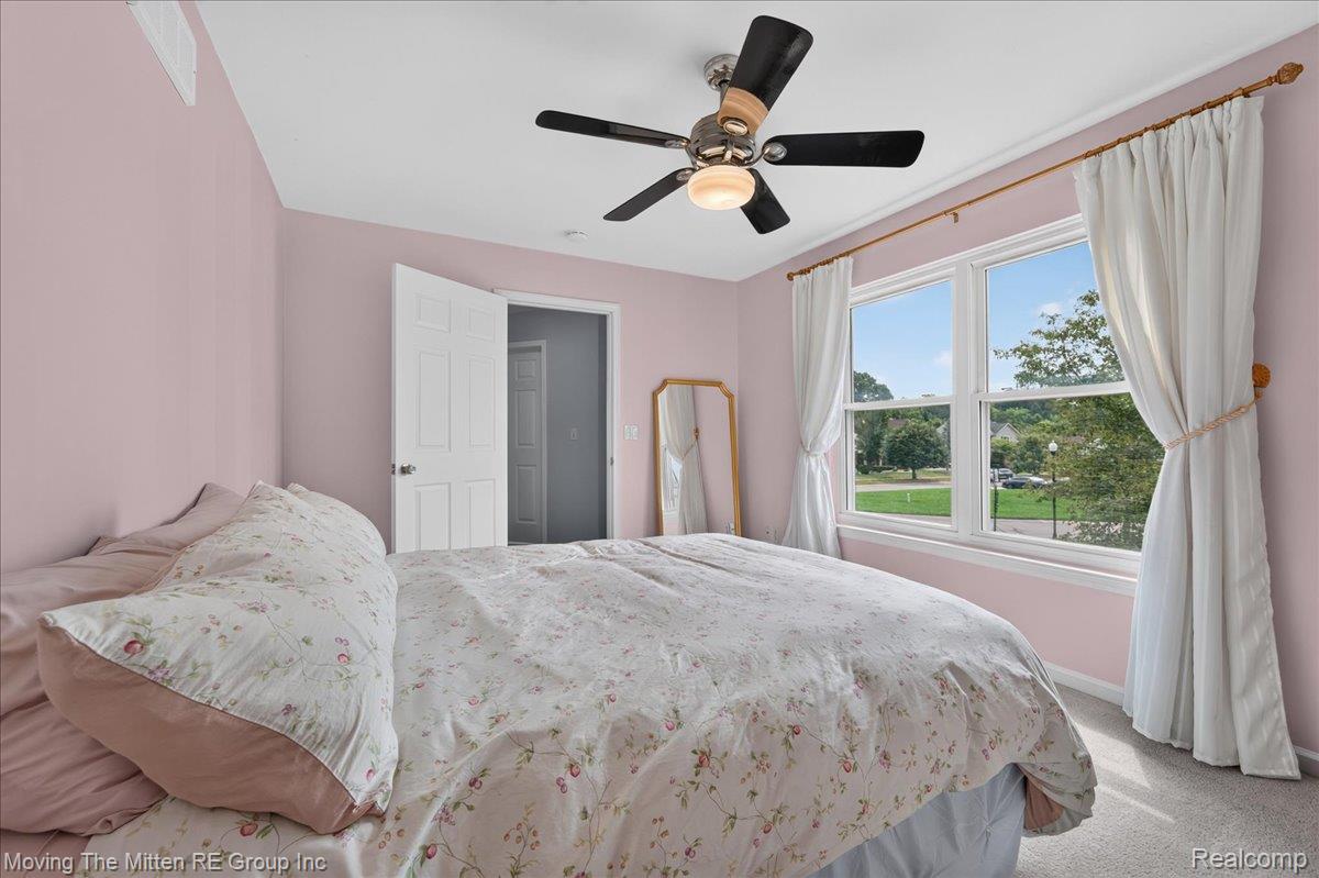42116 Richmond Drive Property Photo 35