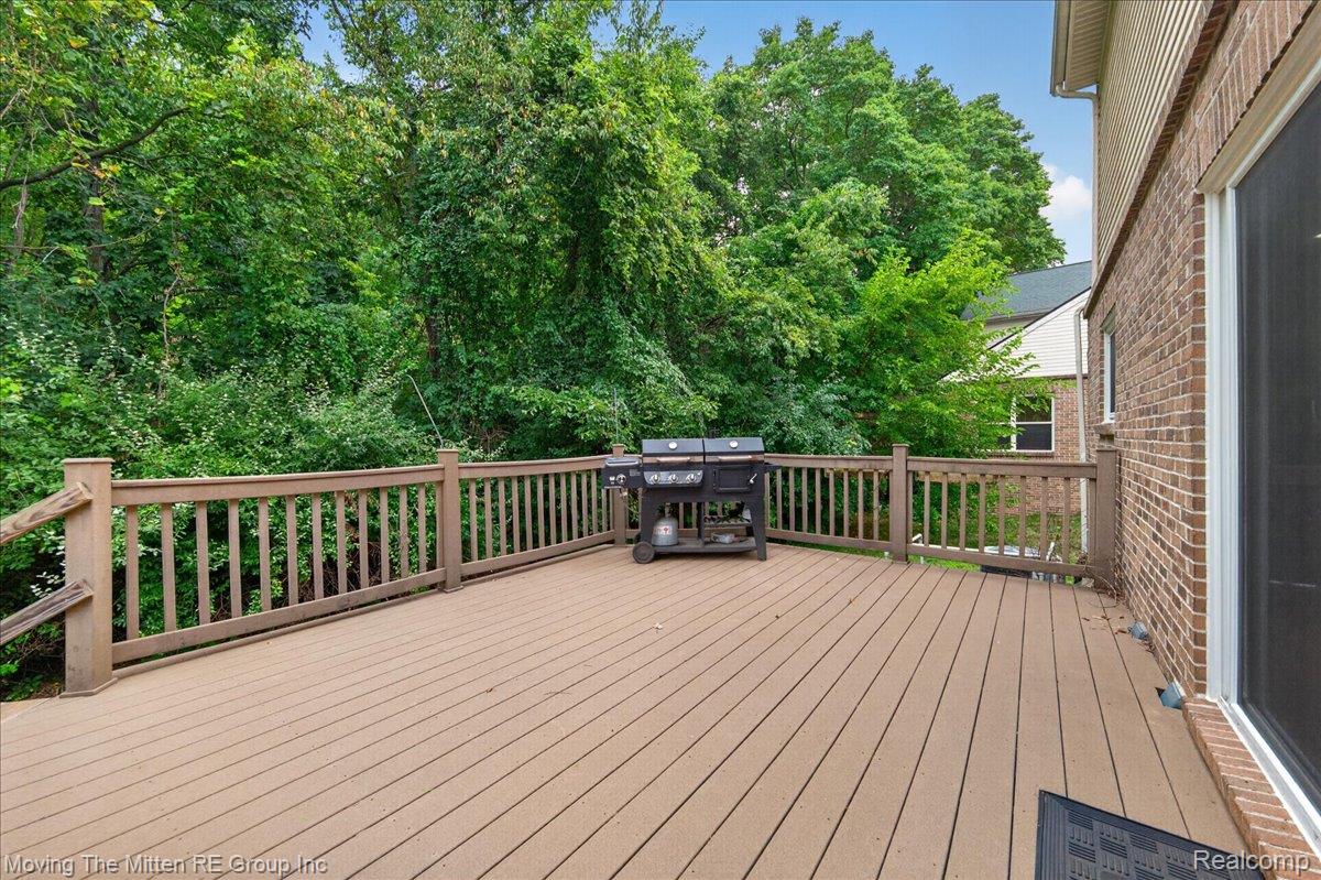 42116 Richmond Drive Property Photo 40
