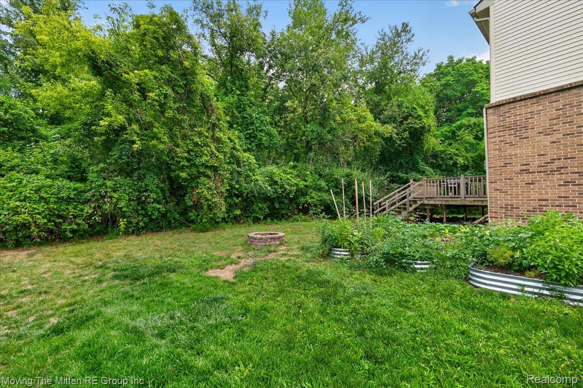 42116 Richmond Drive Property Photo 41