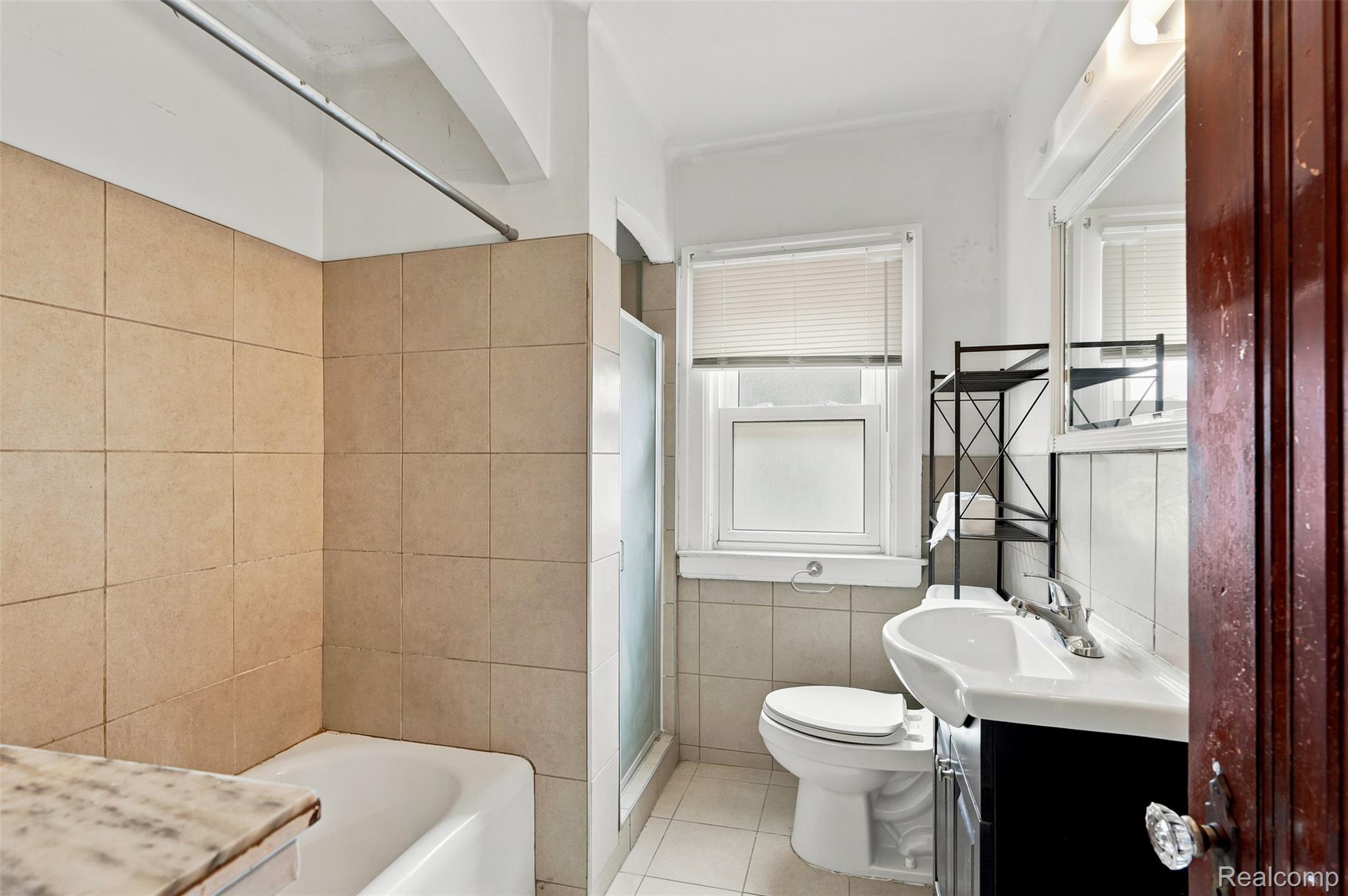 16554 Fairfield Street Property Photo 24