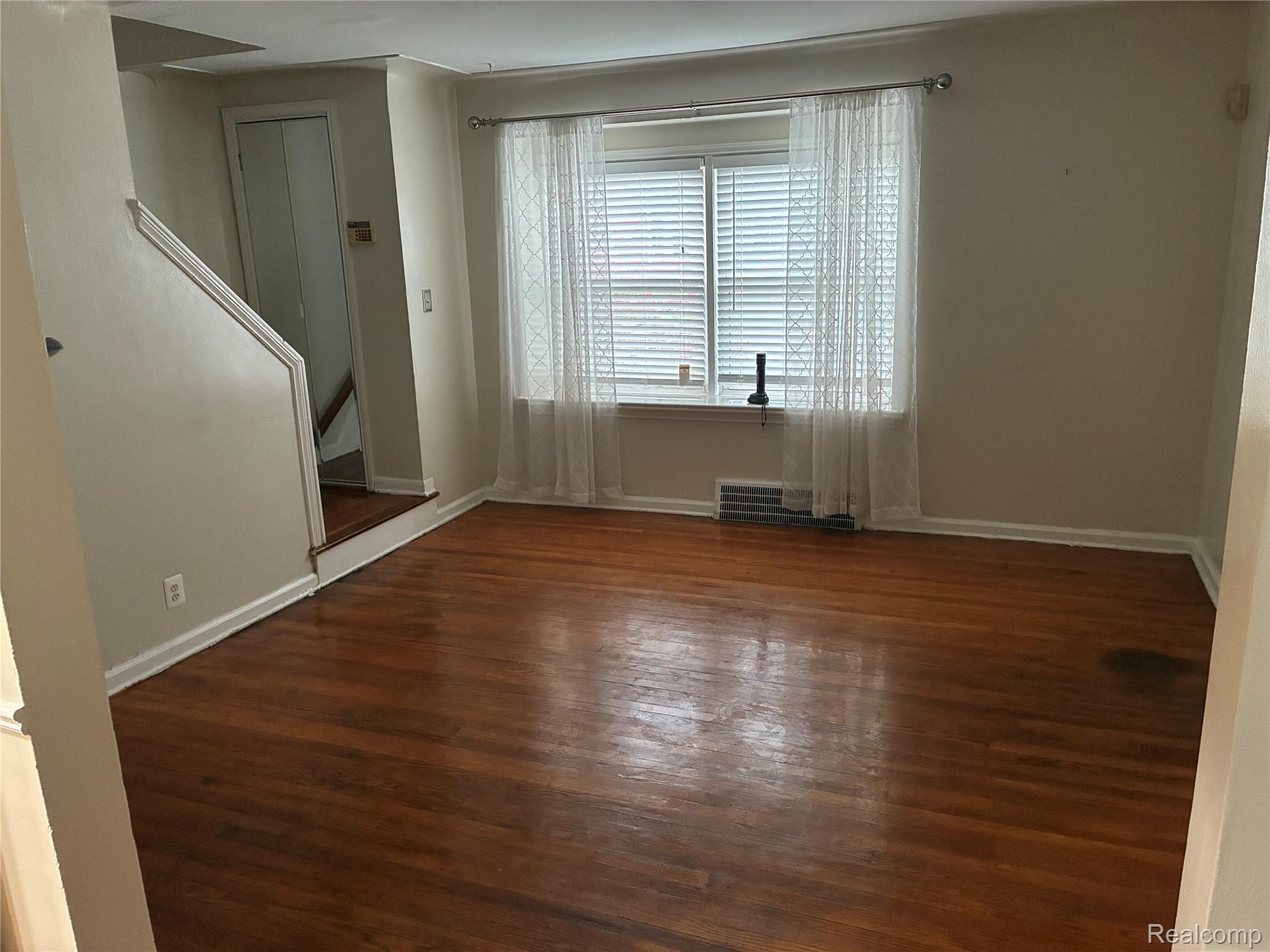2069 Ewald Circle Property Photo 14