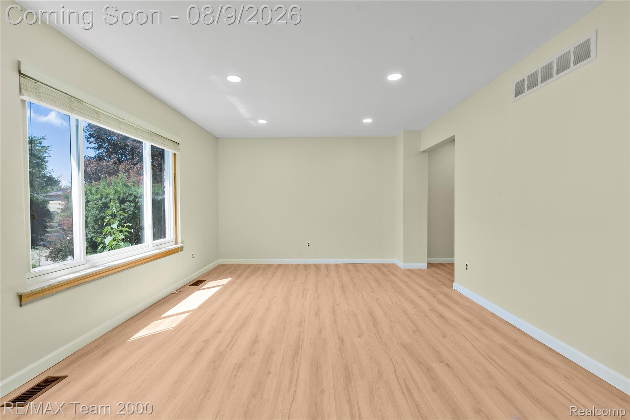 2053 Brookfield Street Property Photo 5