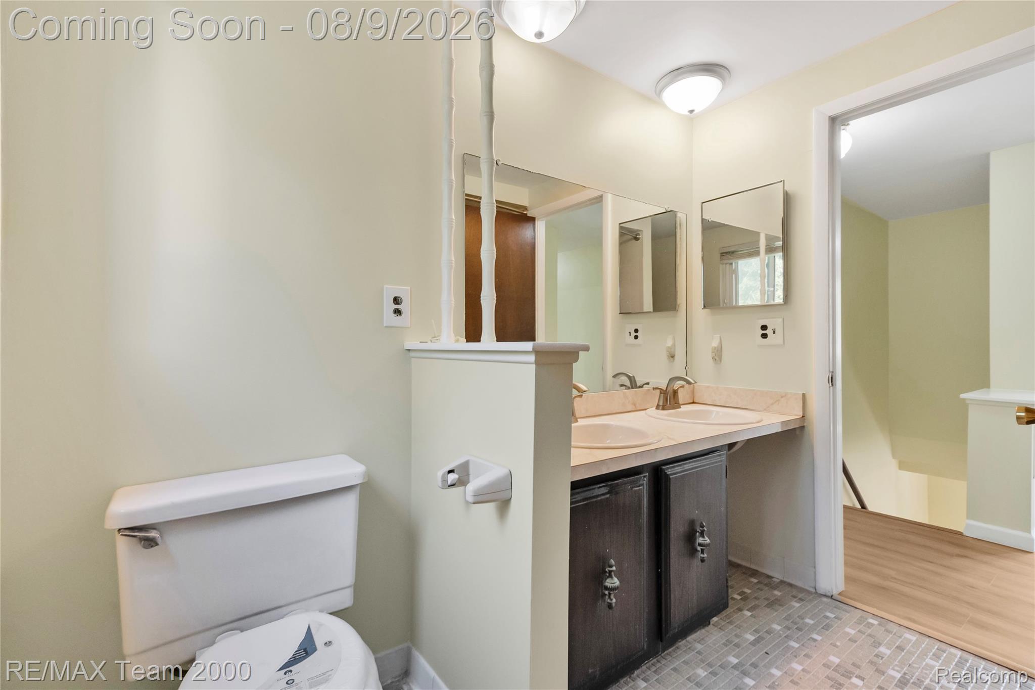 2053 Brookfield Street Property Photo 21