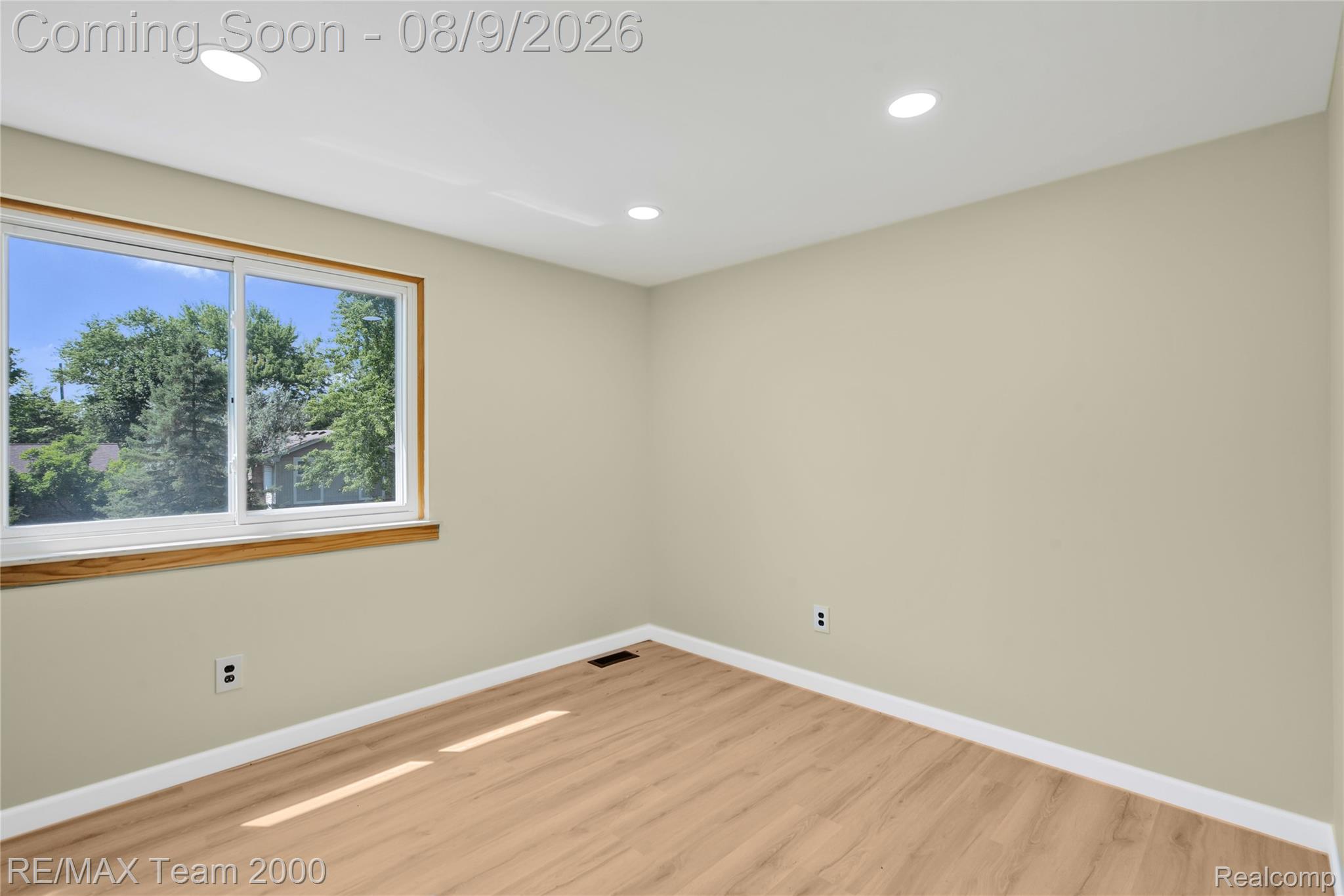 2053 Brookfield Street Property Photo 22