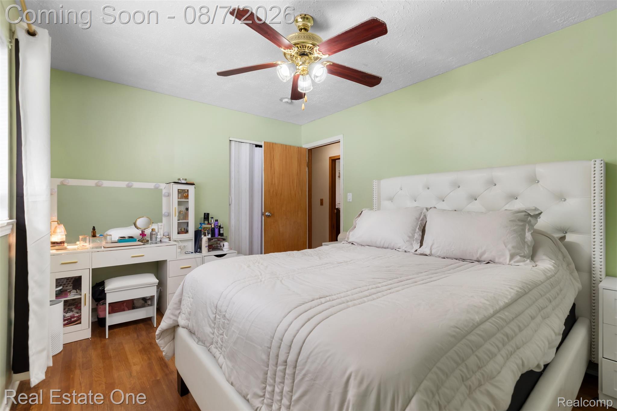 24665 Oriole Street Property Photo 13