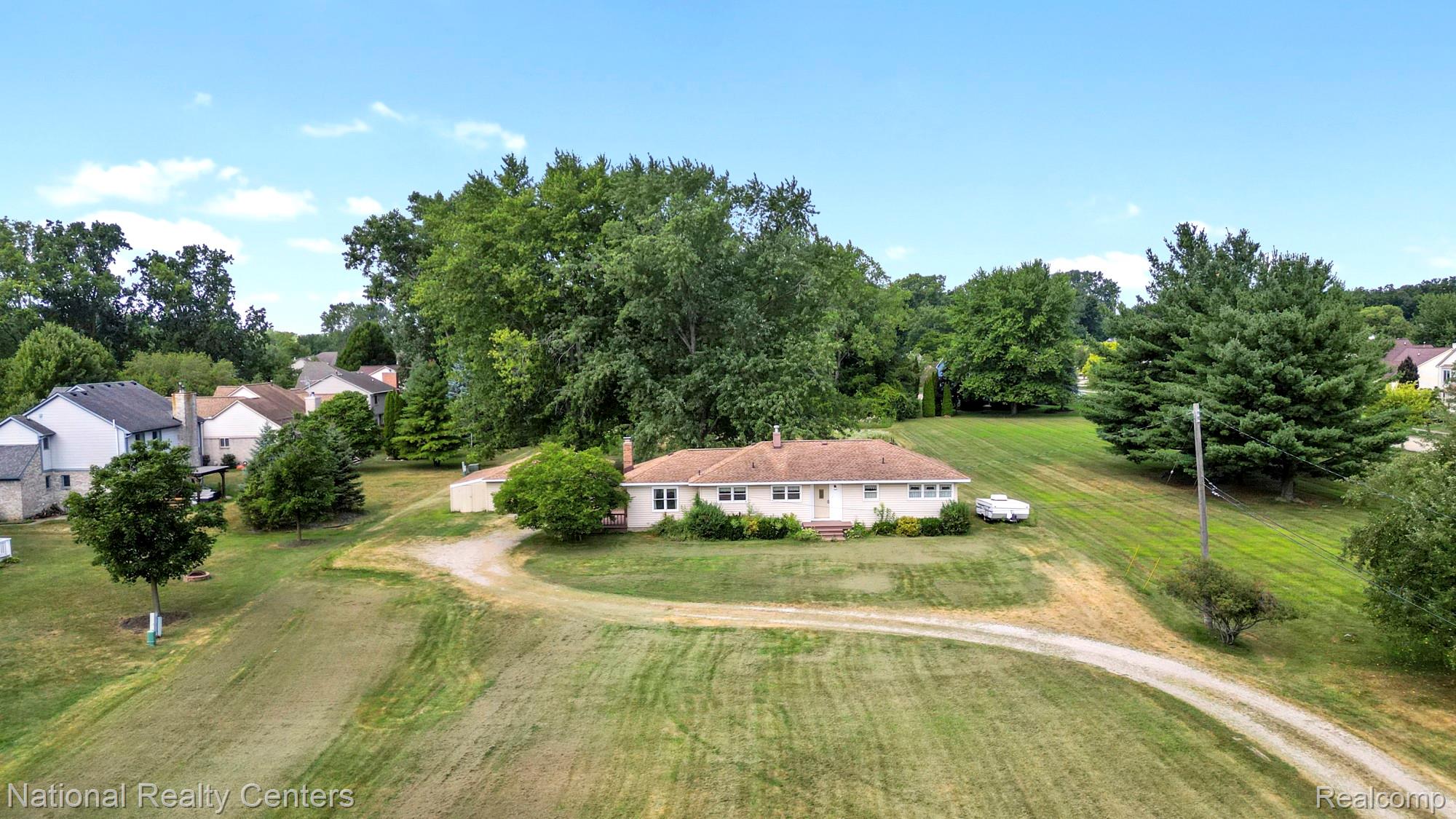 6679 Old Haggerty Road Property Photo 20