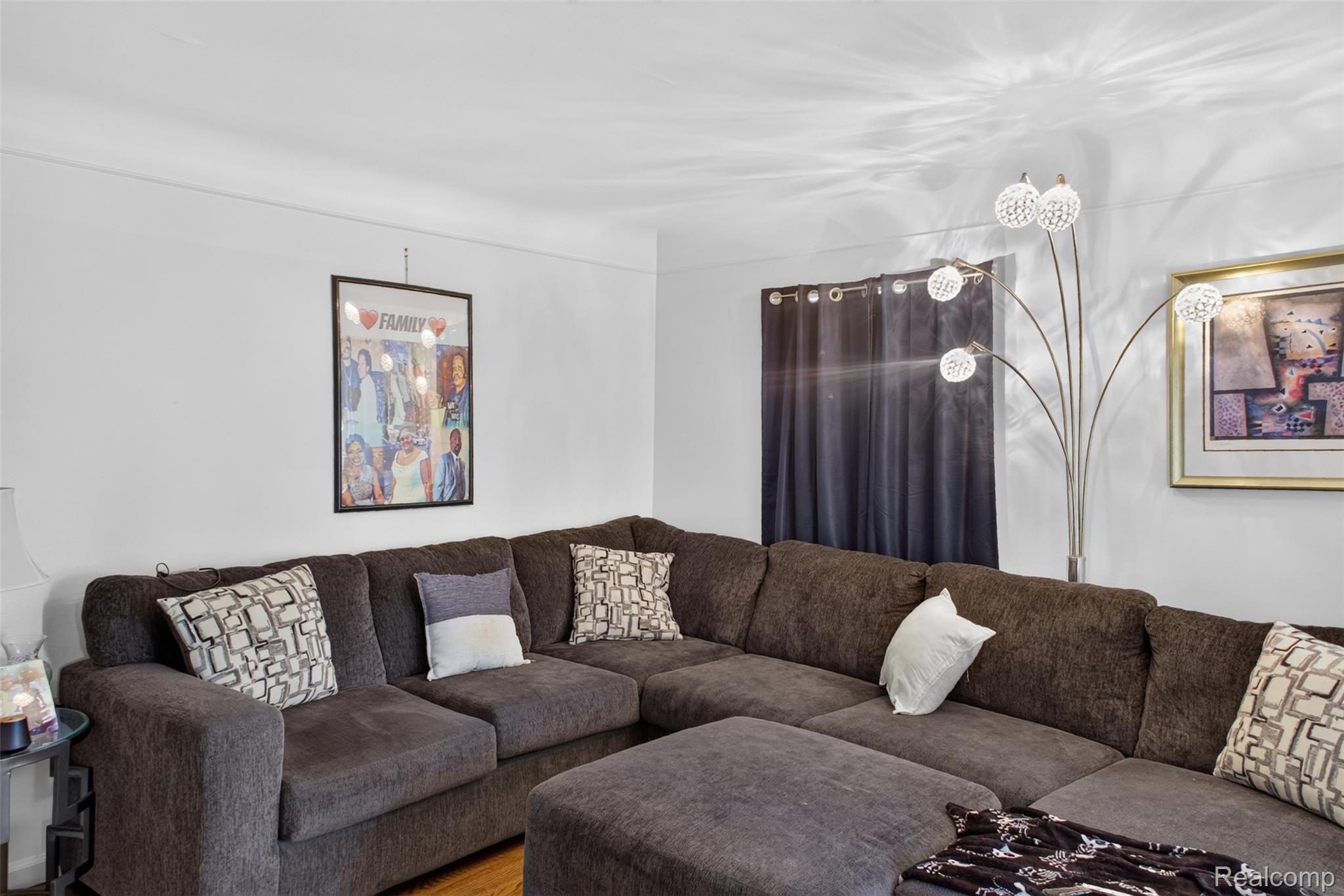 17145 Ego Avenue Property Photo 4