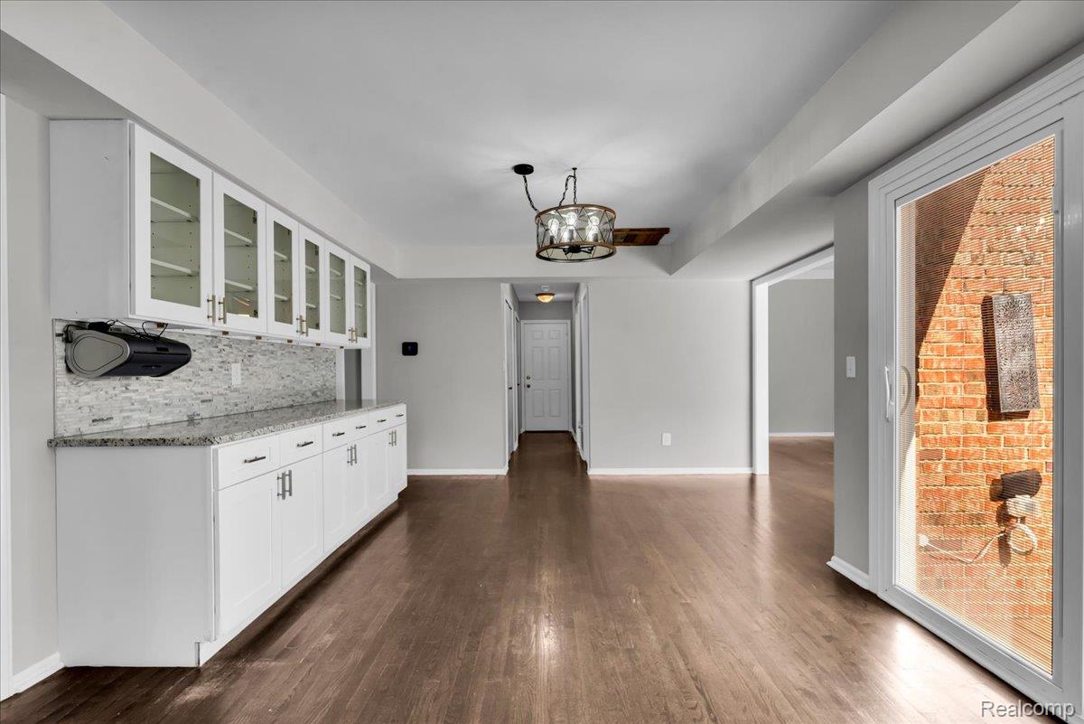 2765 Hunter Heights Drive Property Photo 15