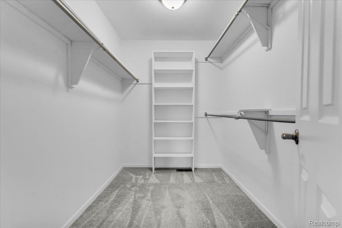 2765 Hunter Heights Drive Property Photo 31