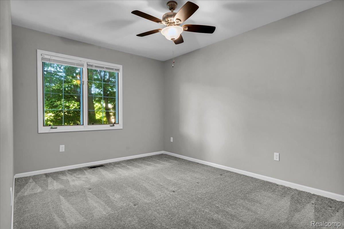 2765 Hunter Heights Drive Property Photo 34
