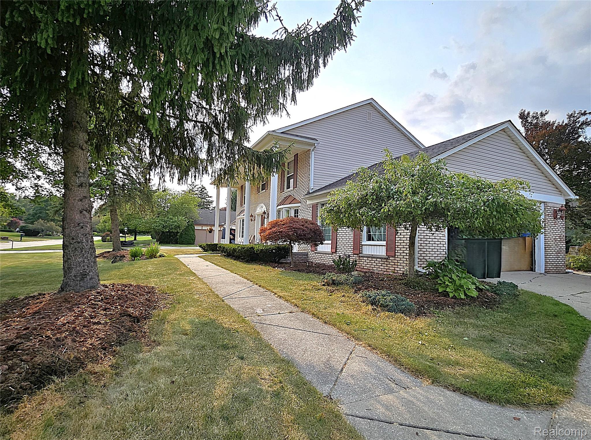 1114 Chaffer Drive Property Photo 4