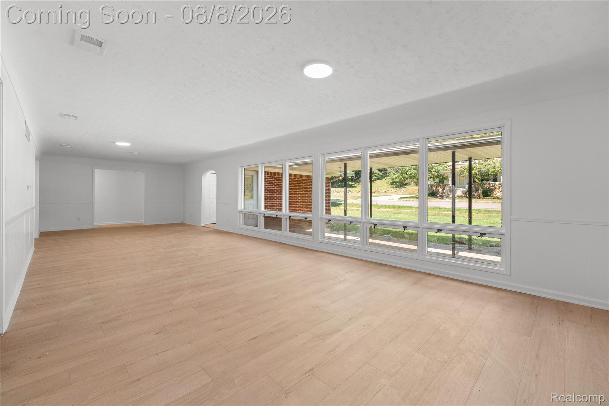 208 N Washington Street Property Photo 6