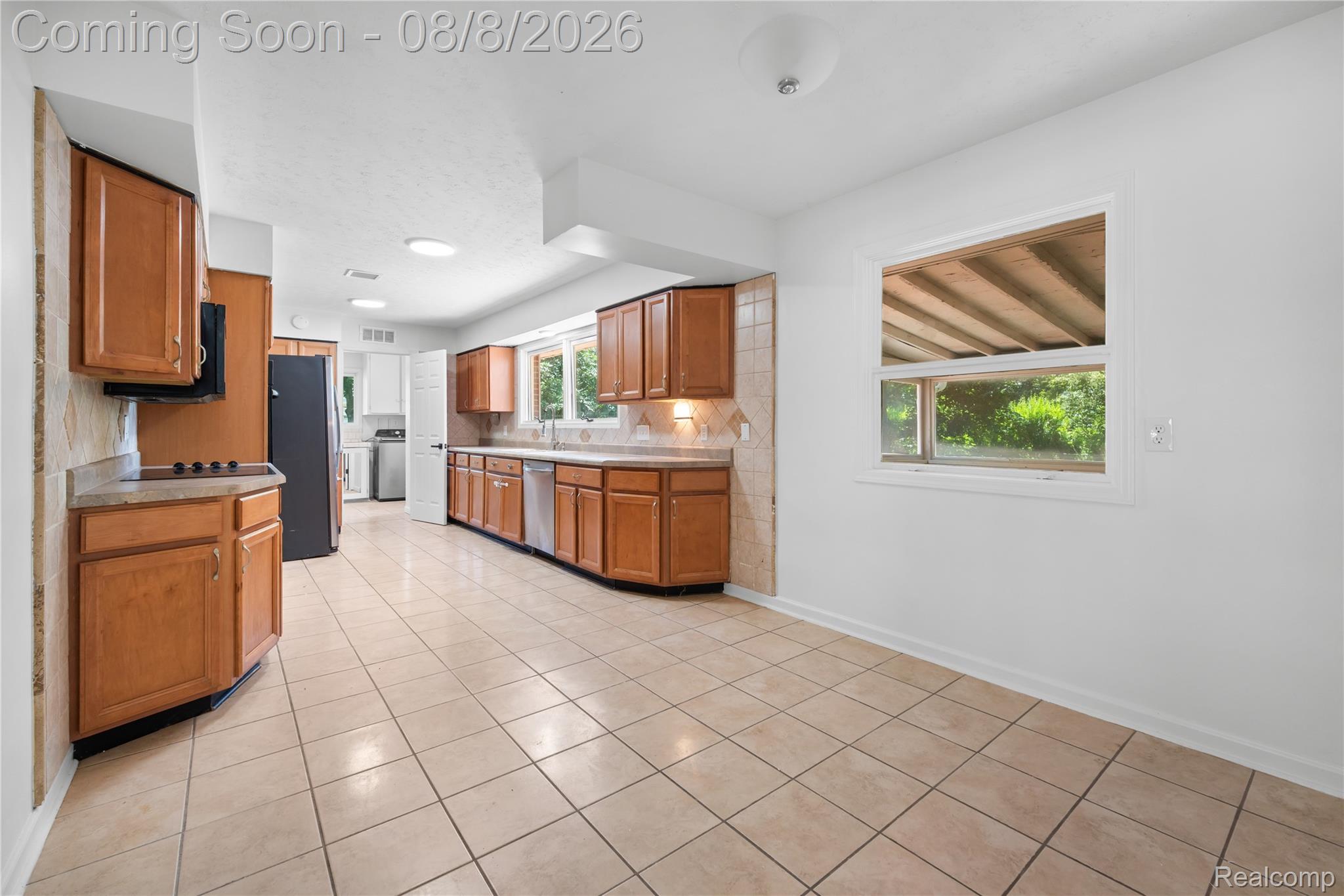 208 N Washington Street Property Photo 7