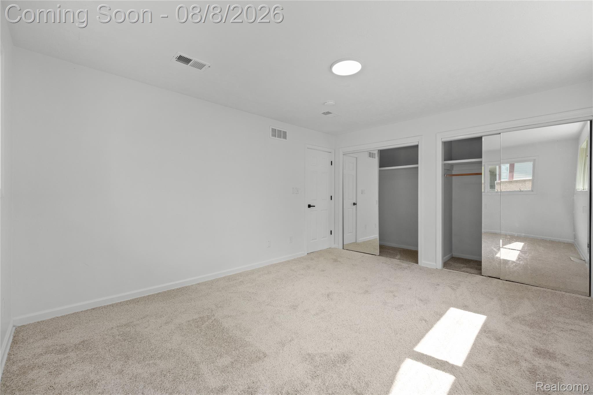 208 N Washington Street Property Photo 14