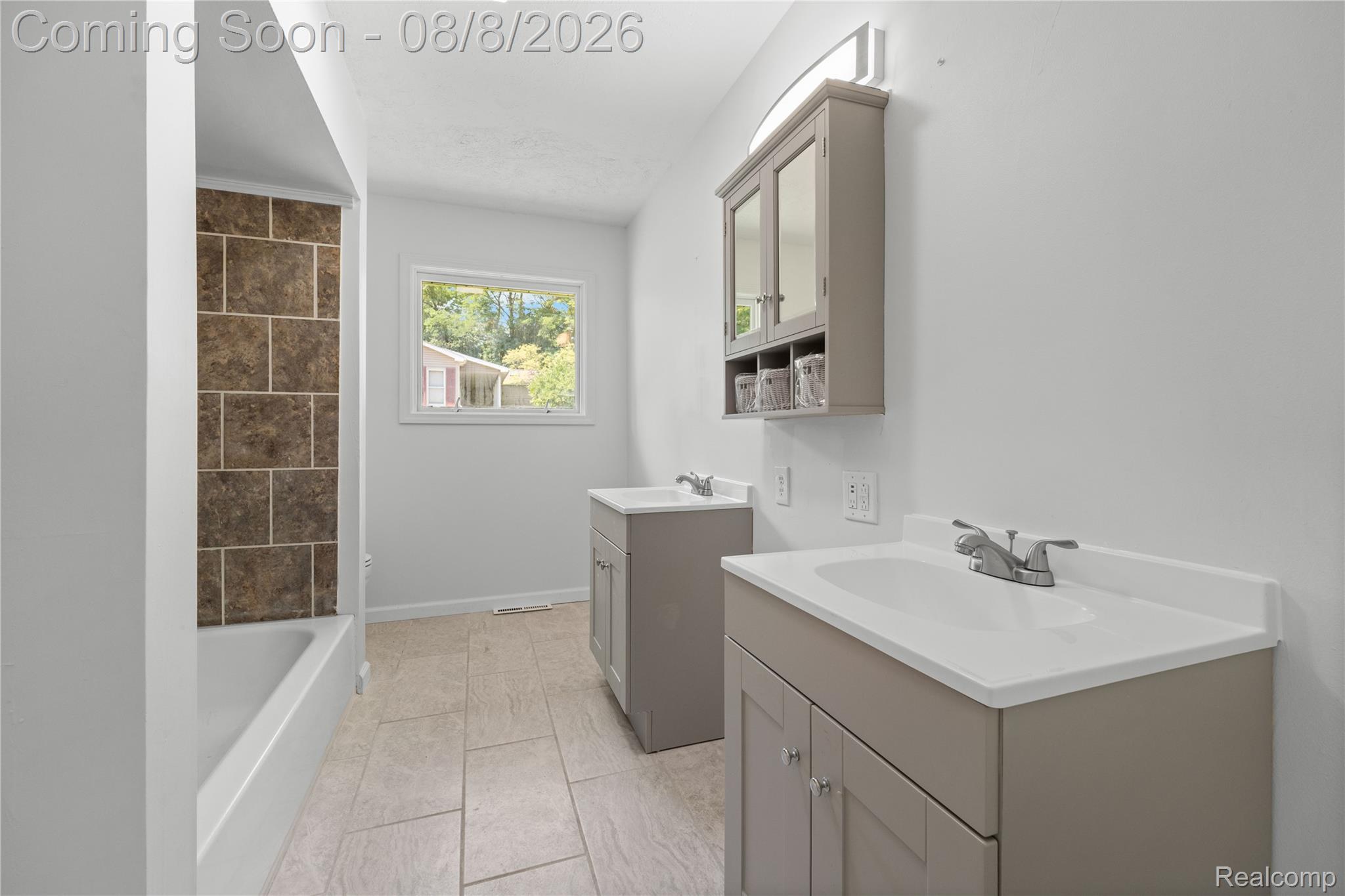 208 N Washington Street Property Photo 15