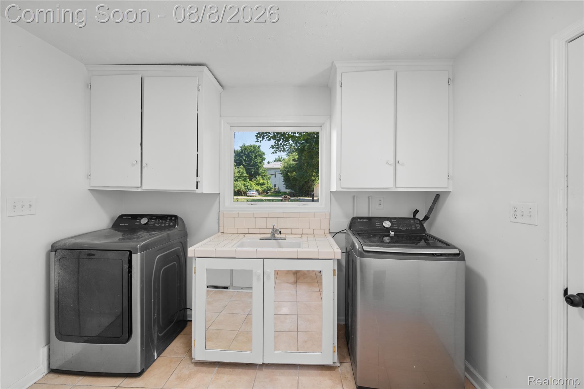208 N Washington Street Property Photo 23