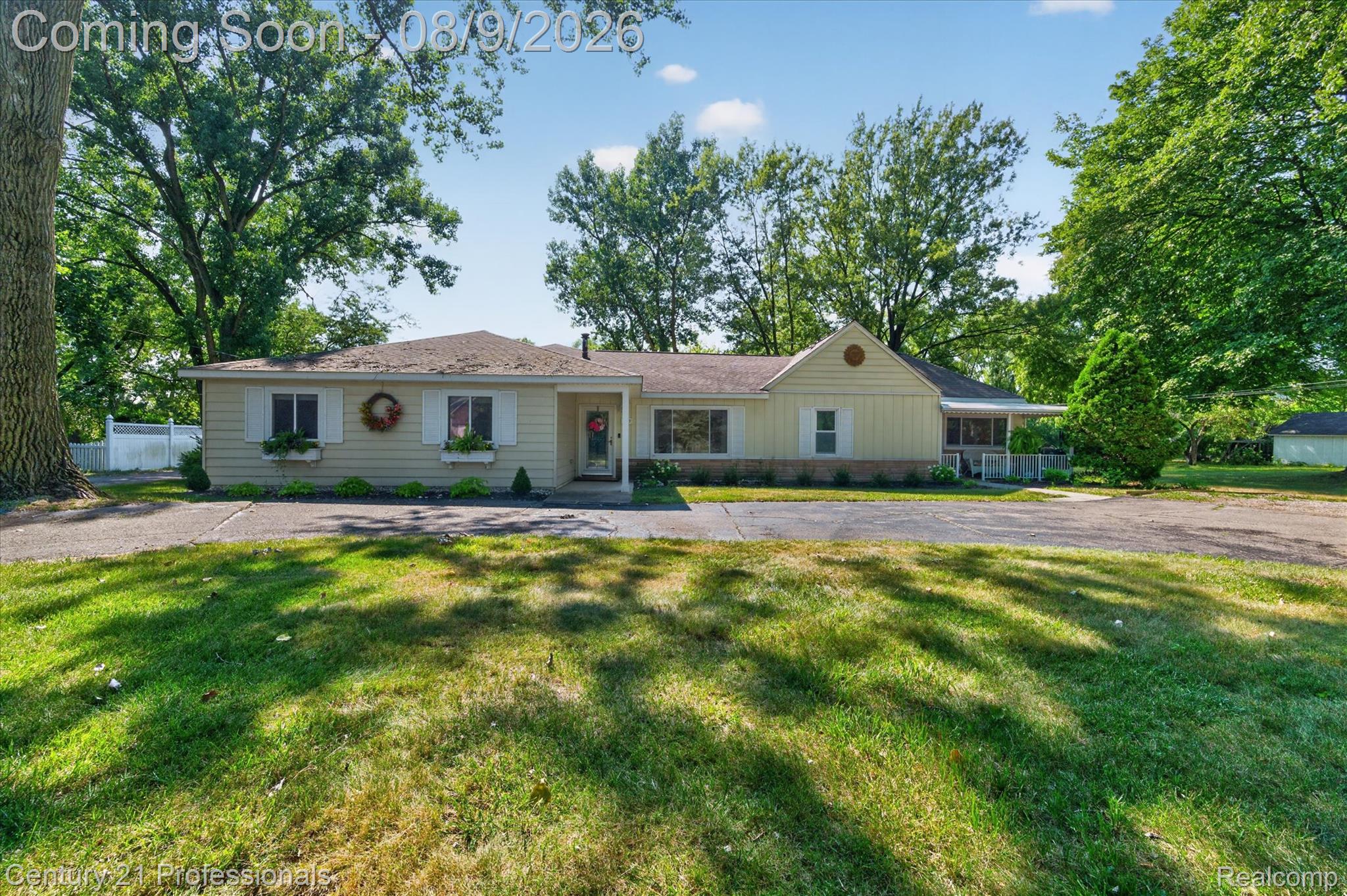 3425 Mcclure Drive Property Photo 2