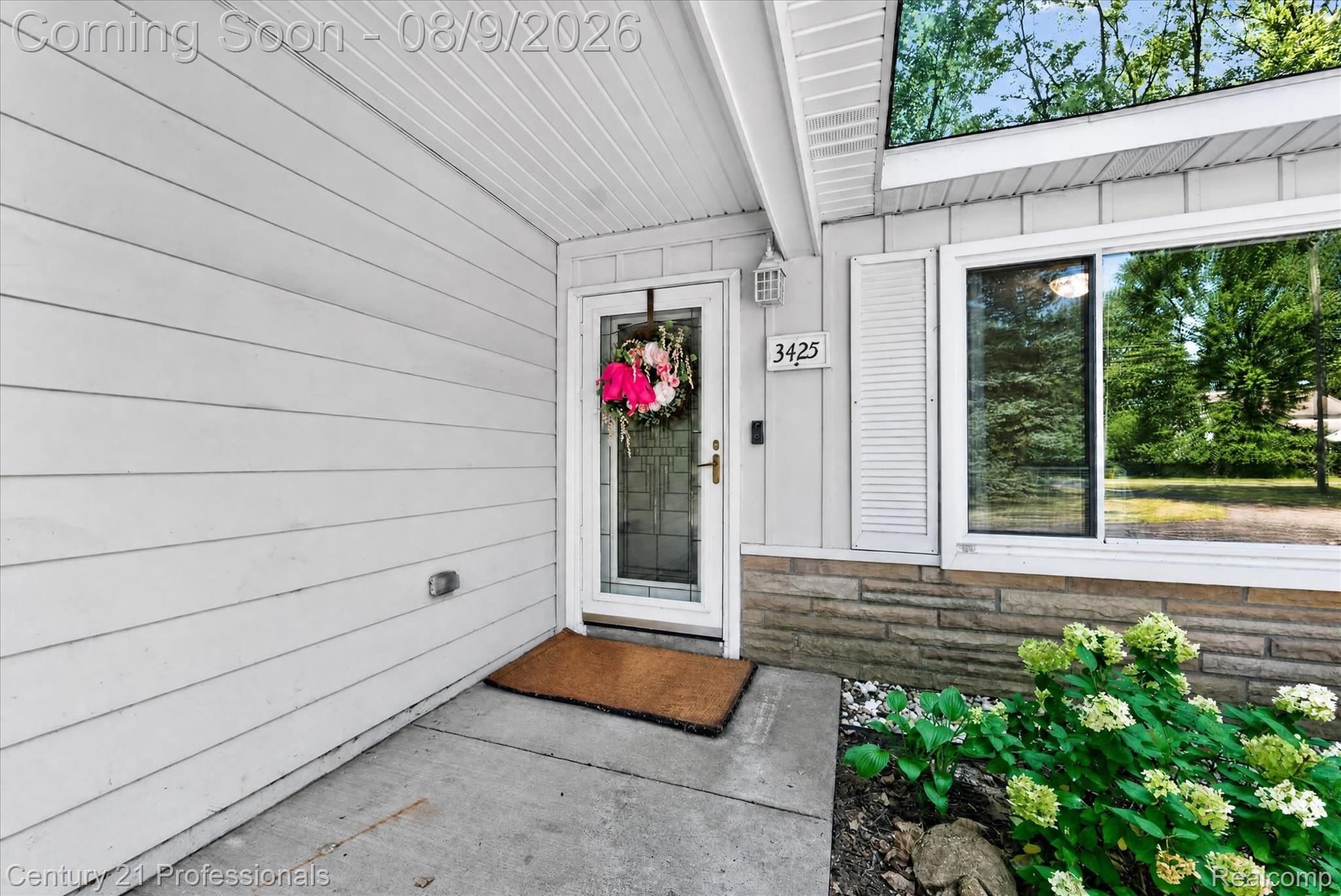 3425 Mcclure Drive Property Photo 3