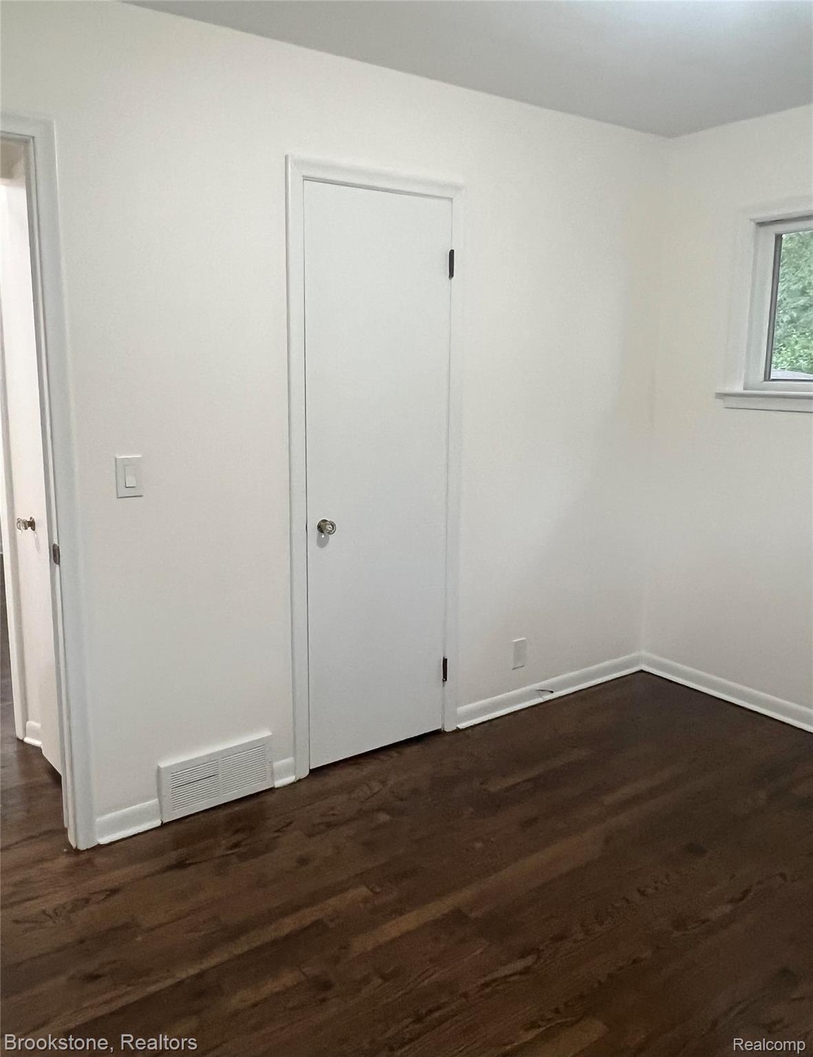 7074 Orchard Avenue Property Photo 12