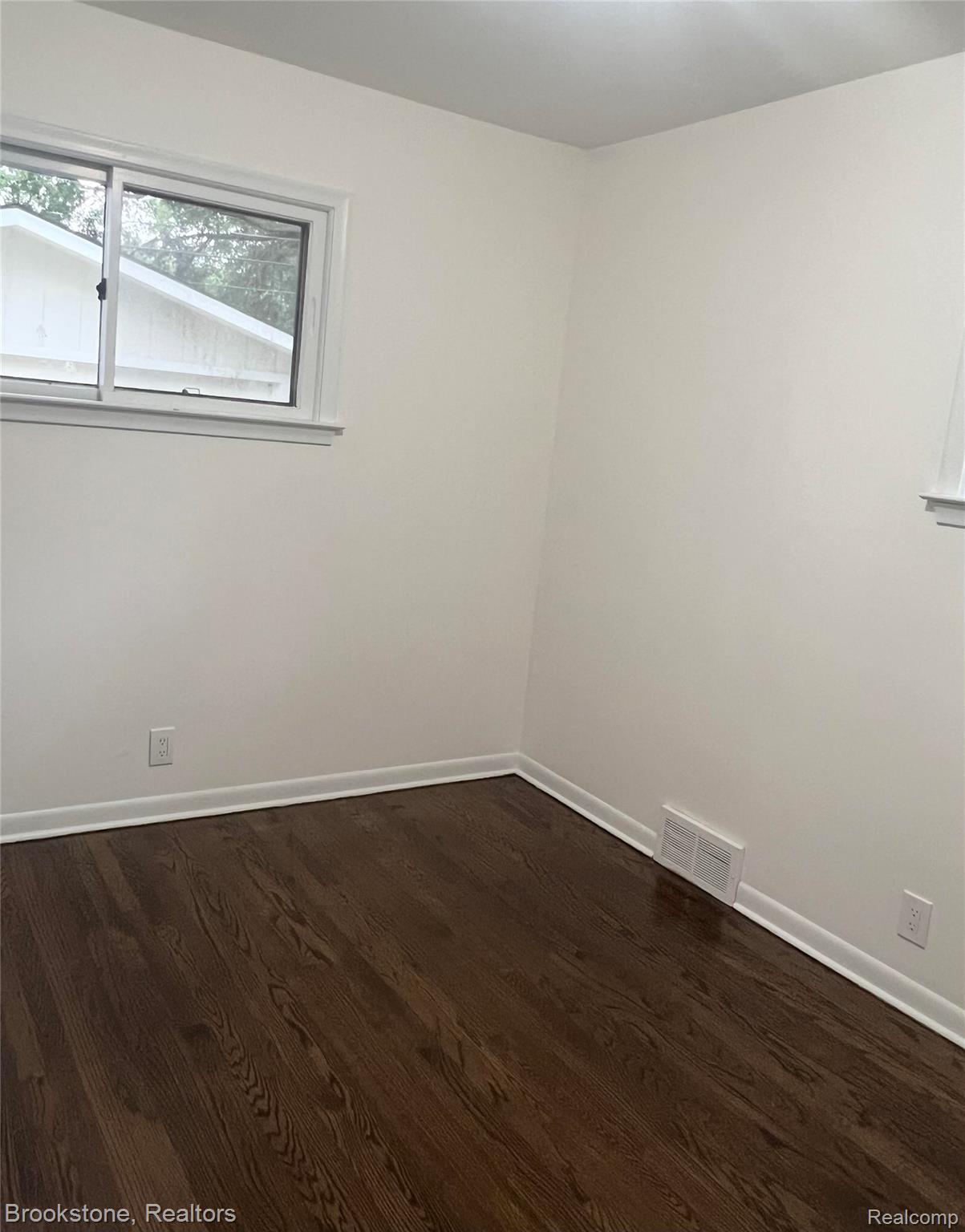 7074 Orchard Avenue Property Photo 13