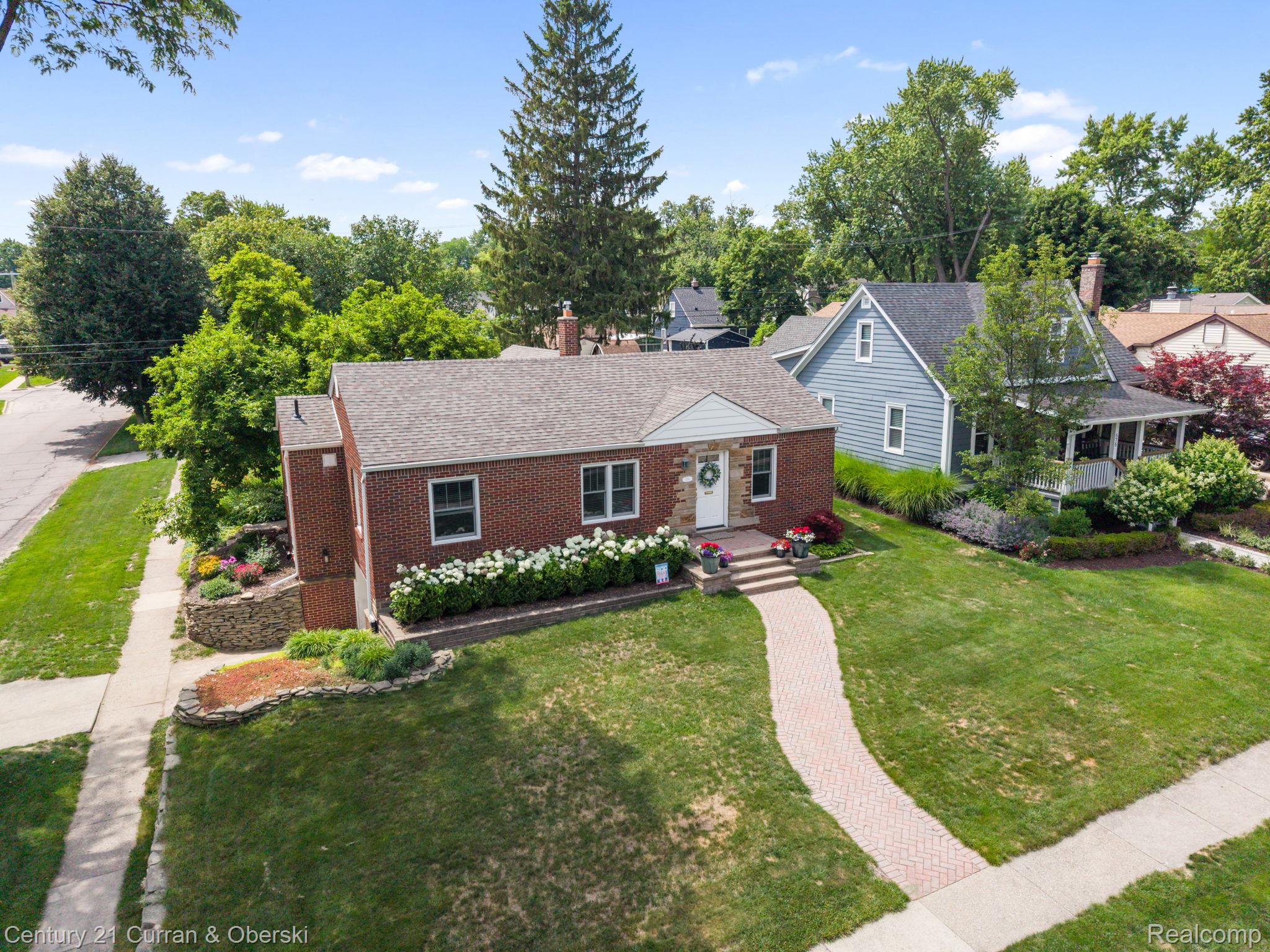 551 N Evergreen Street Property Photo 1
