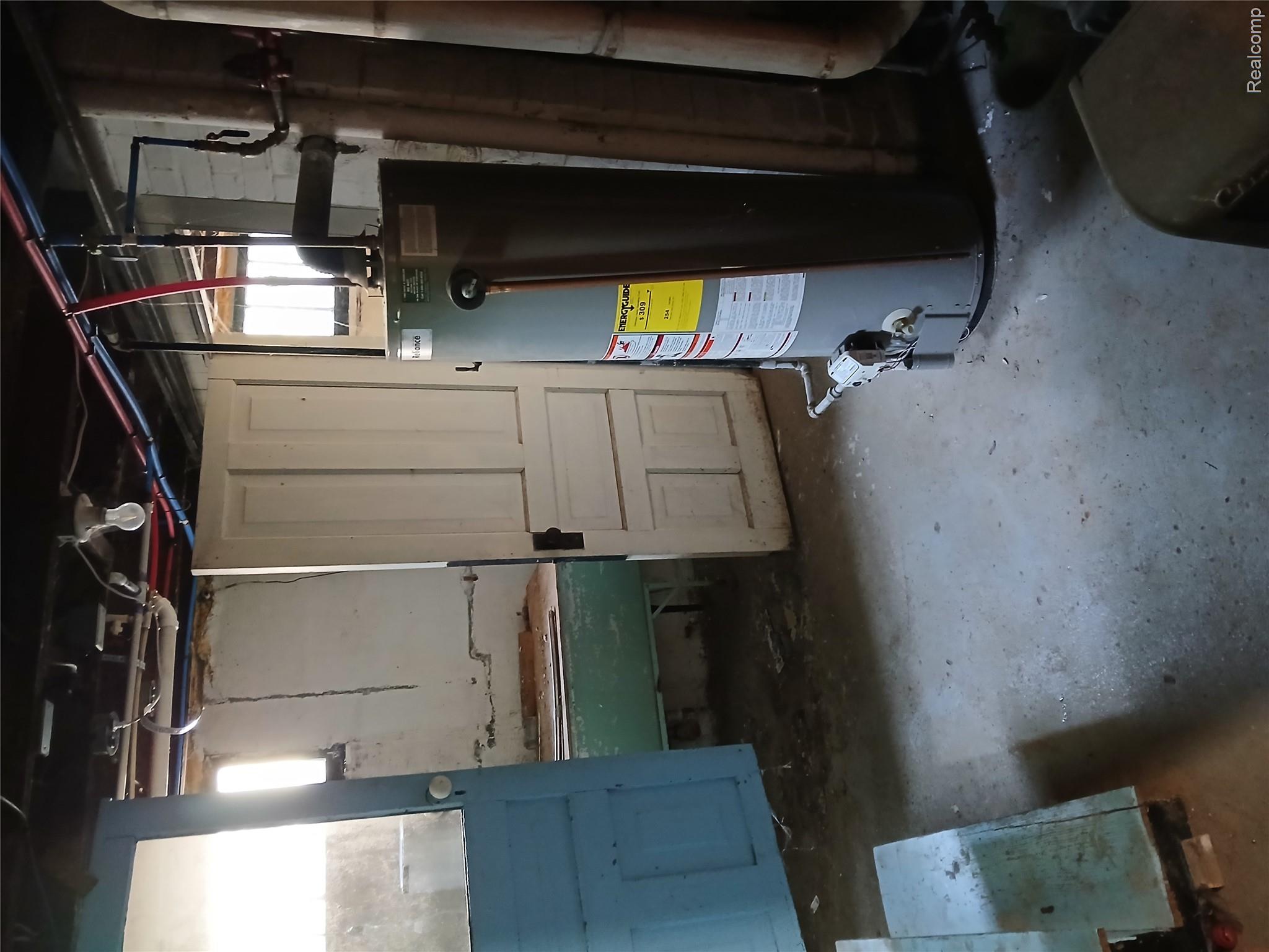 129 E Congress Street Property Photo 22