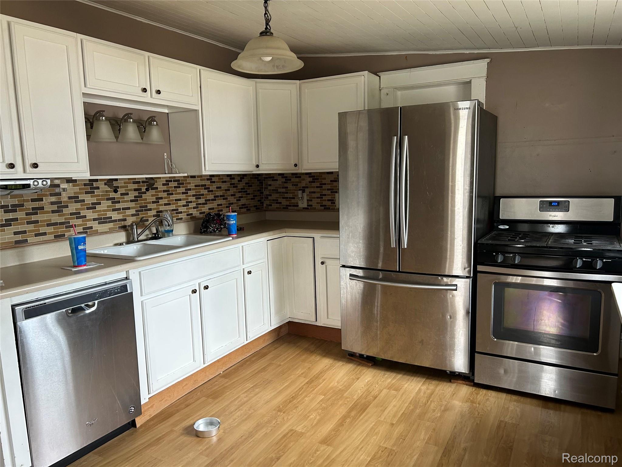 129 E Congress Street Property Photo 23