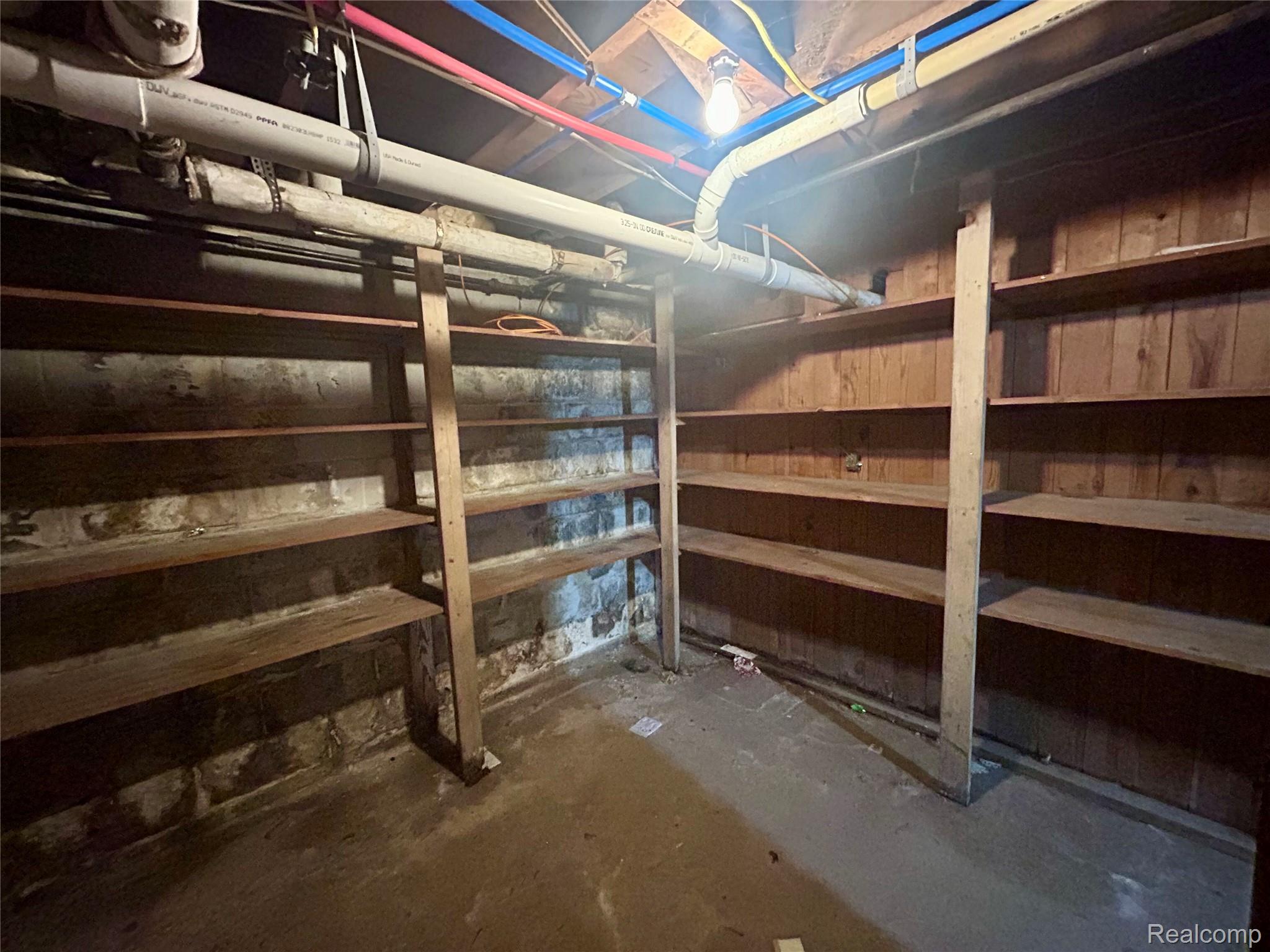 129 E Congress Street Property Photo 30