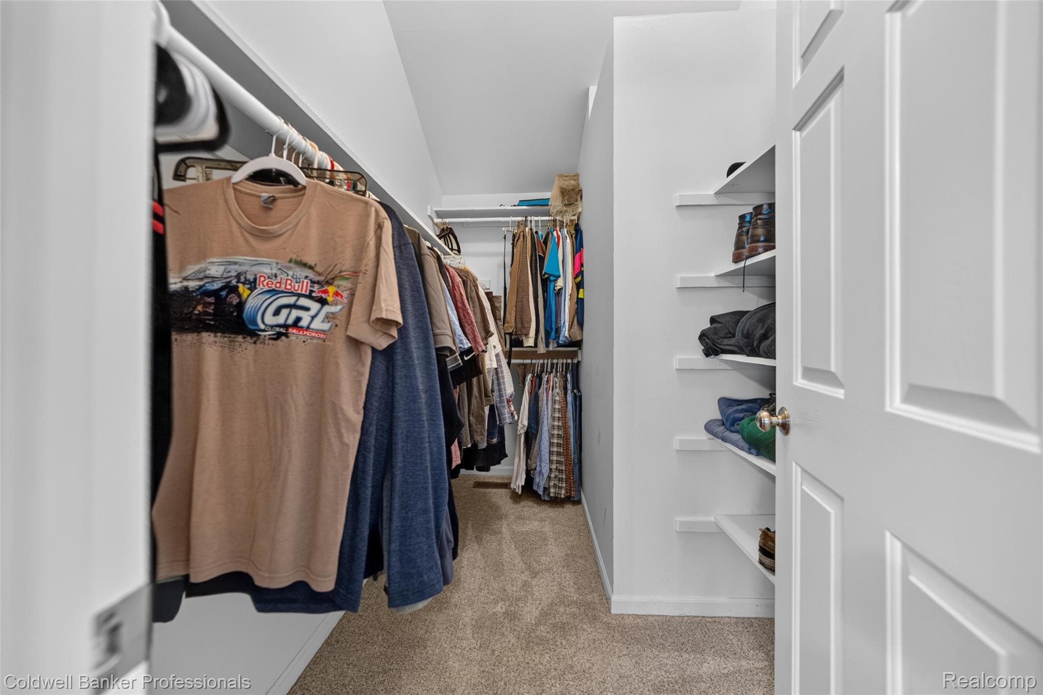5475 Botsford Avenue Property Photo 22