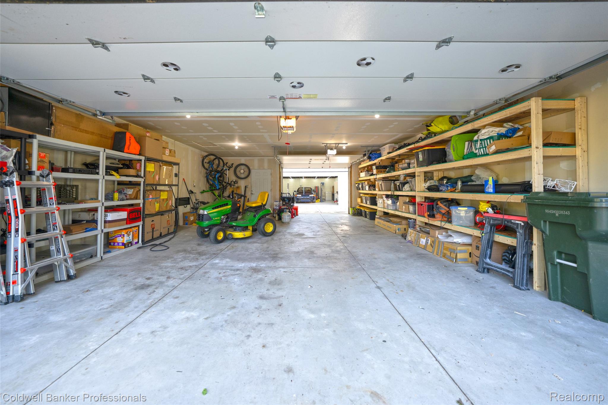 5475 Botsford Avenue Property Photo 33
