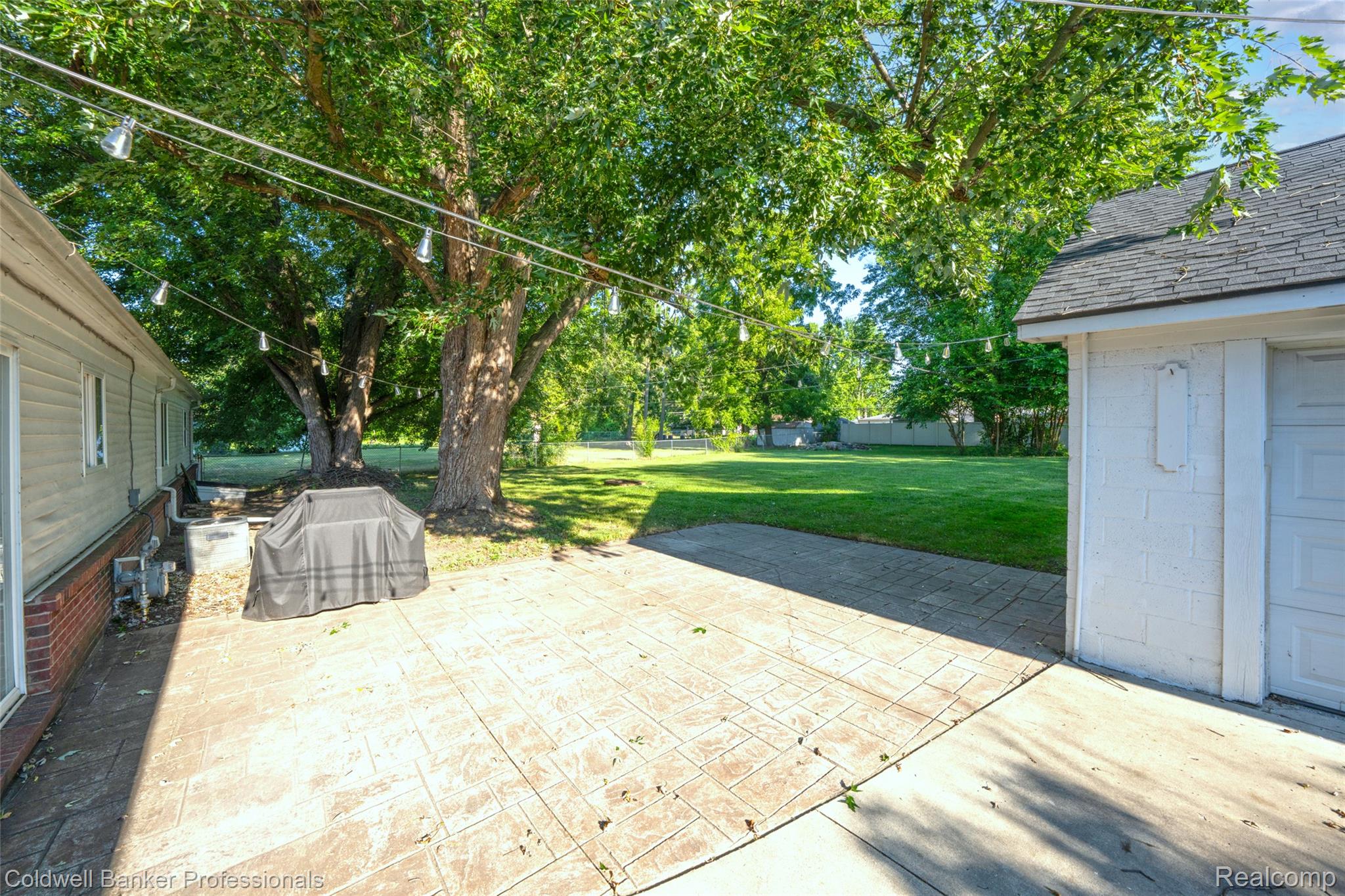 5475 Botsford Avenue Property Photo 35