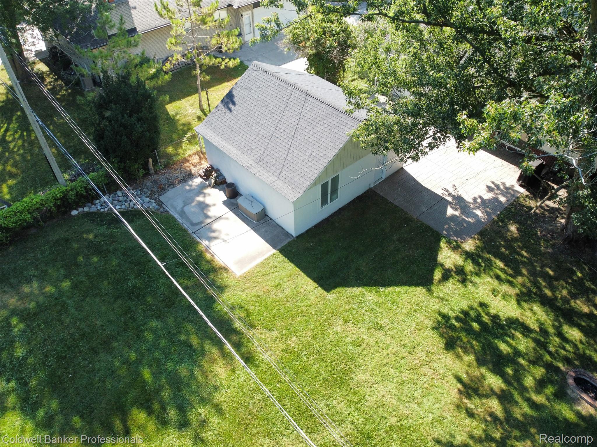 5475 Botsford Avenue Property Photo 44