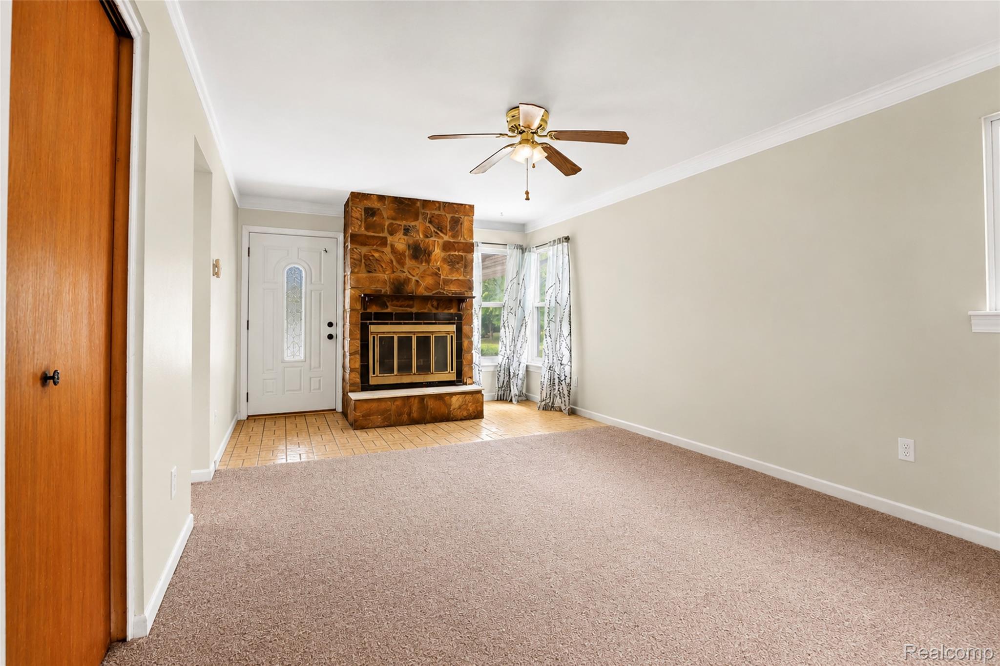 22116 Wick Road Property Photo 8