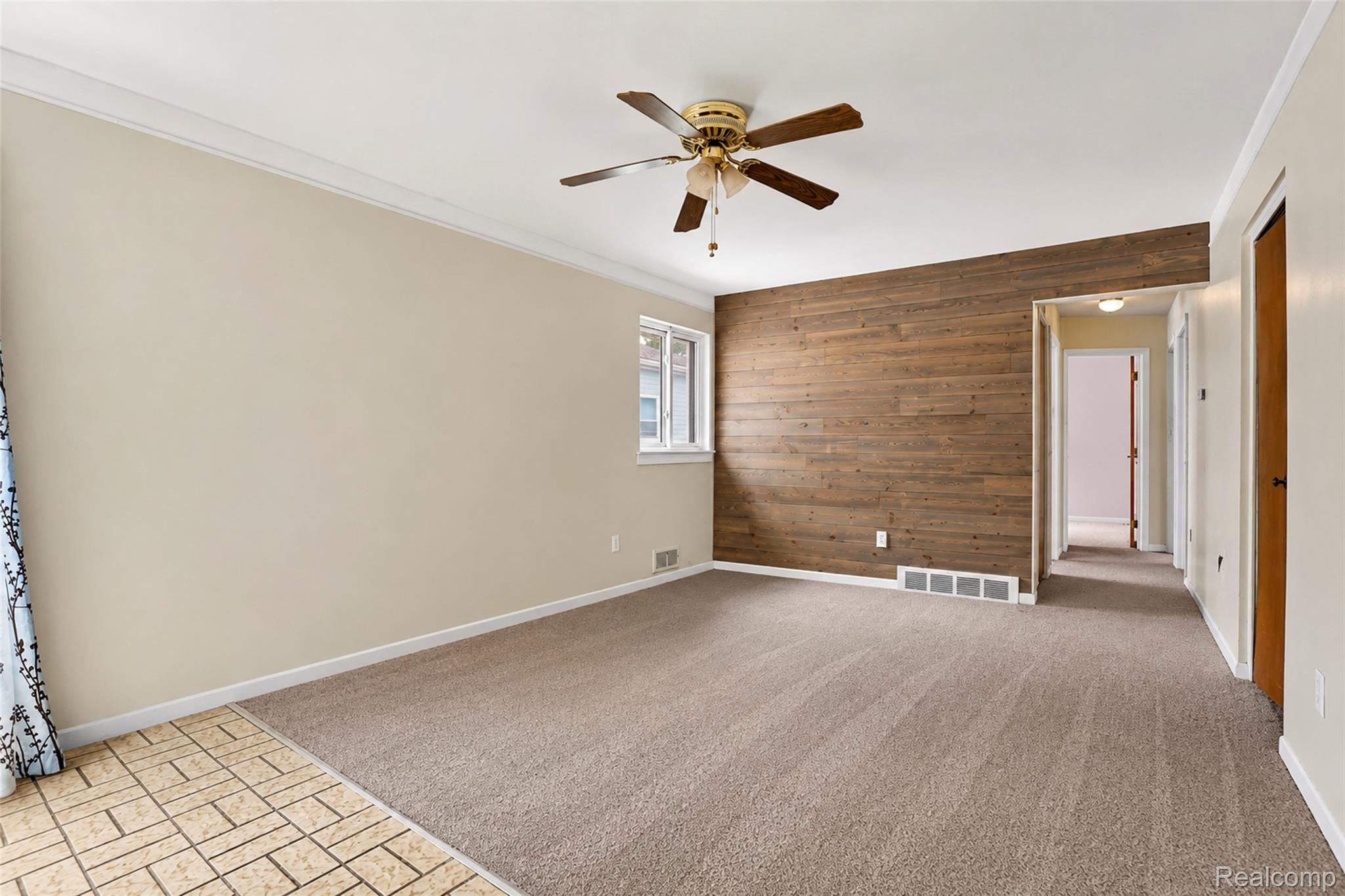 22116 Wick Road Property Photo 10