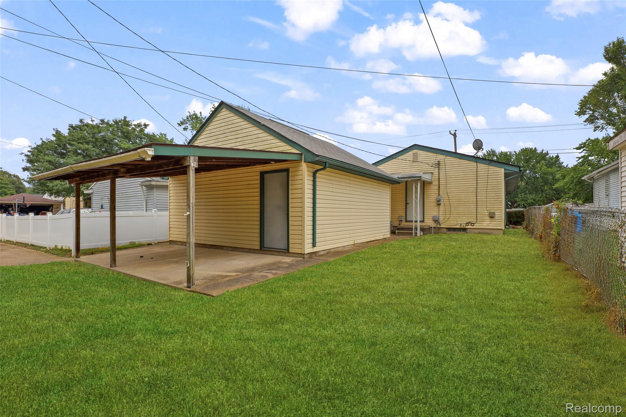 22116 Wick Road Property Photo 34