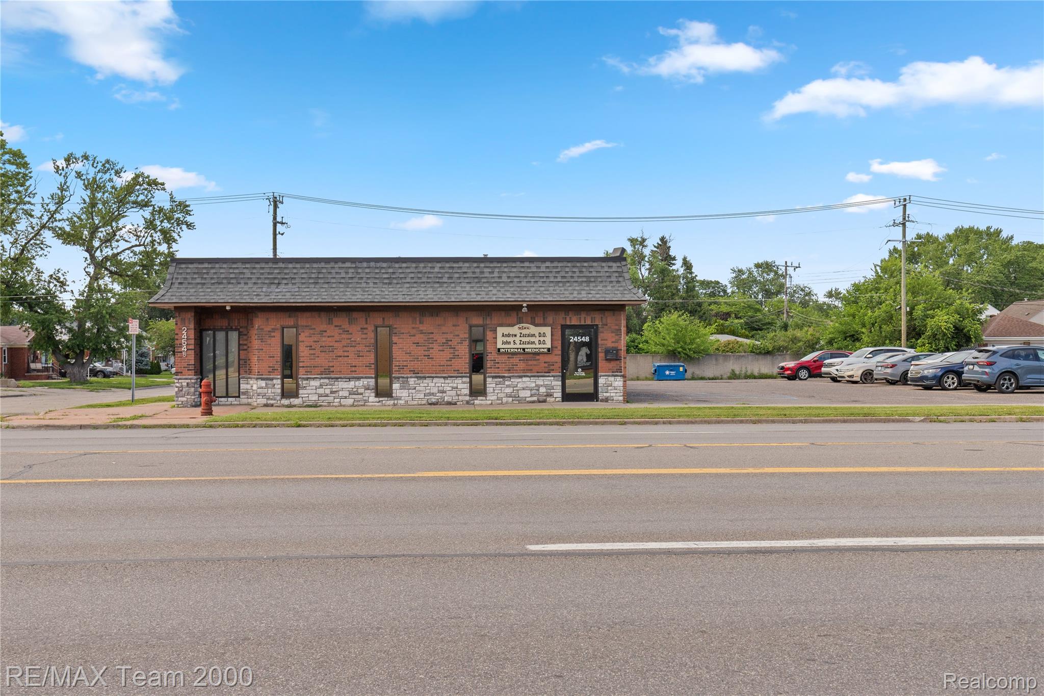 24548 W Warren Street Property Photo 2