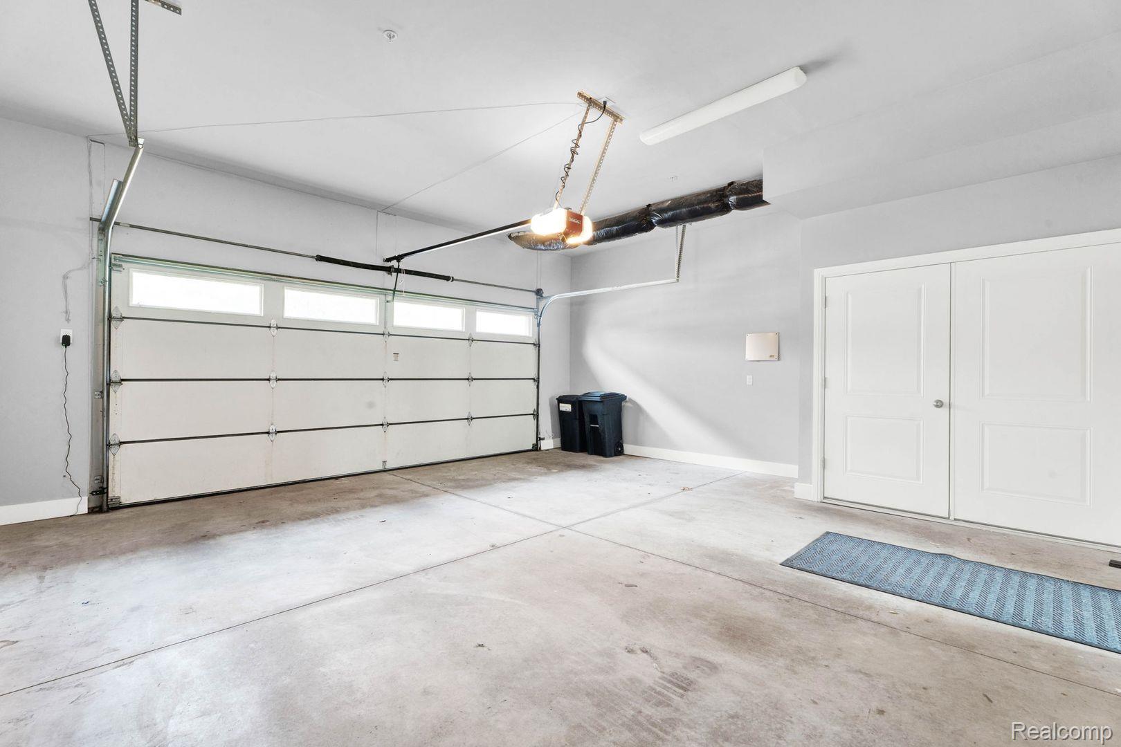 441 S Eton Property Photo 11