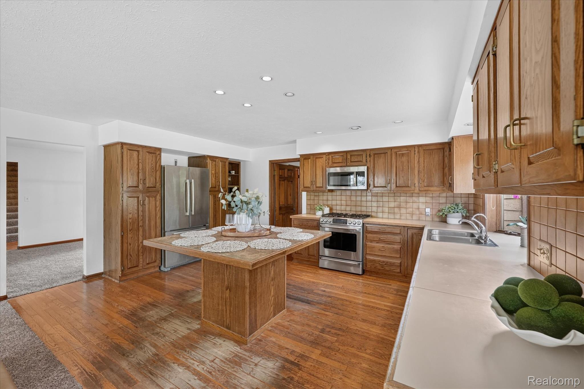 5461 Countryside Drive Property Photo 10