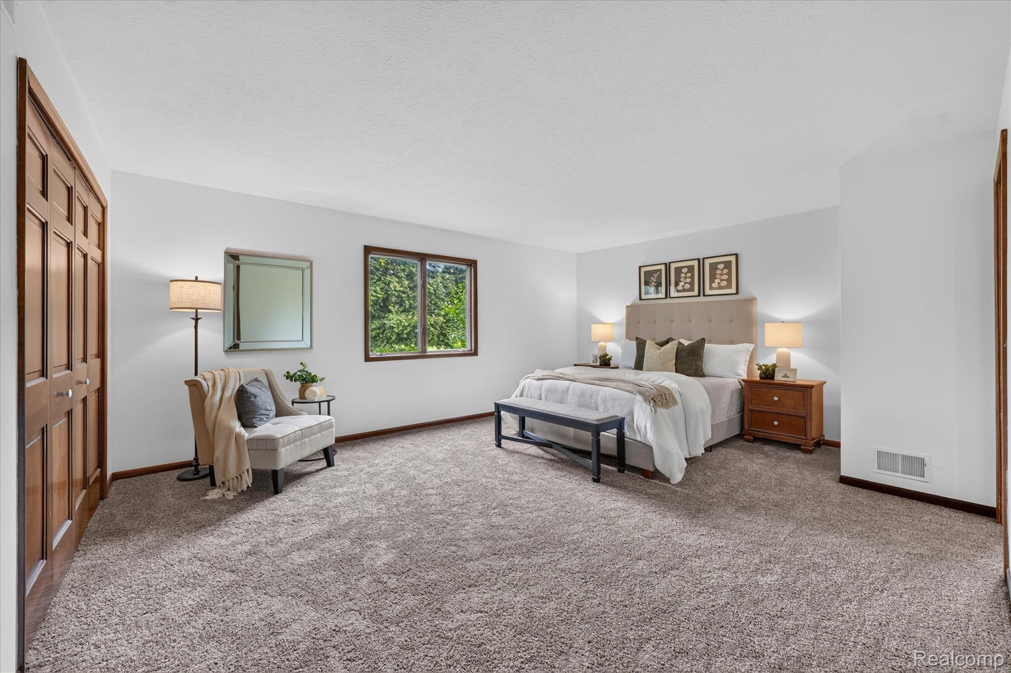 5461 Countryside Drive Property Photo 14