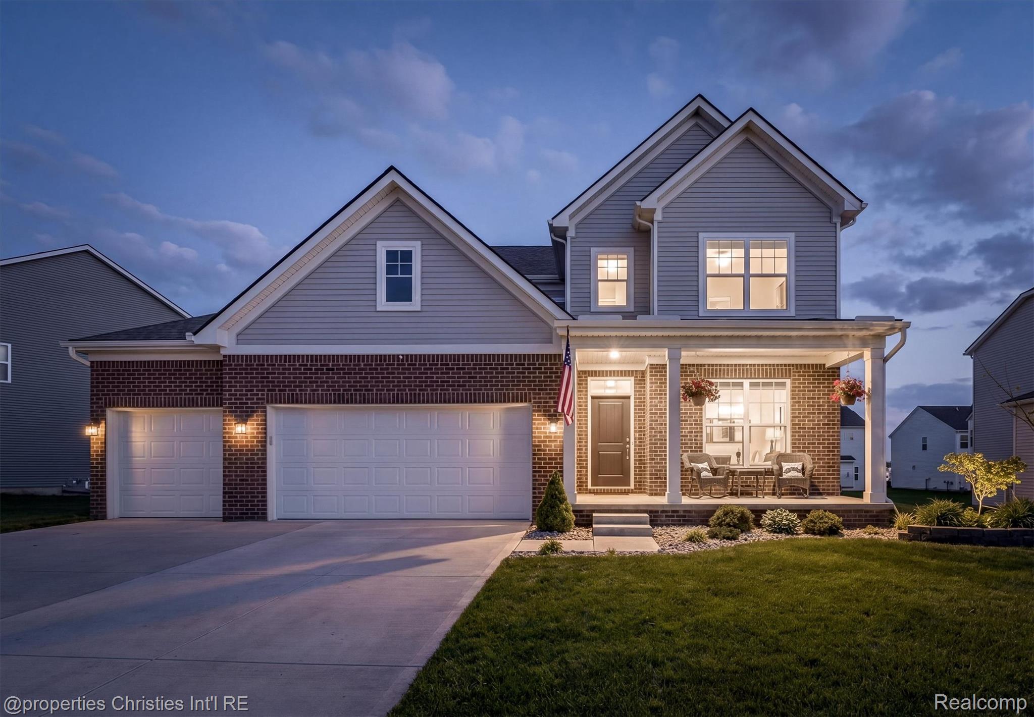 2721 Maize Loop Property Photo 1