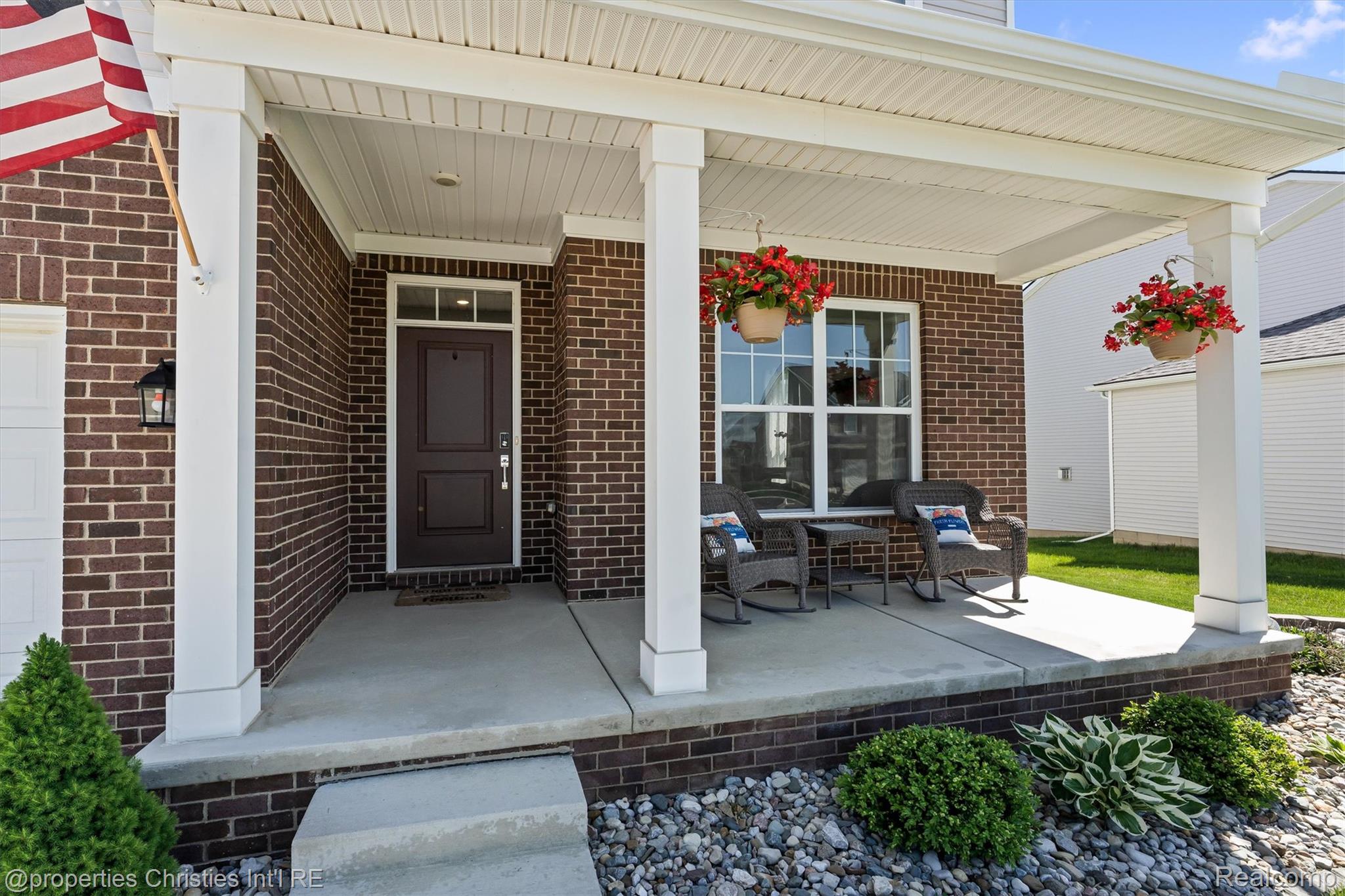 2721 Maize Loop Property Photo 5